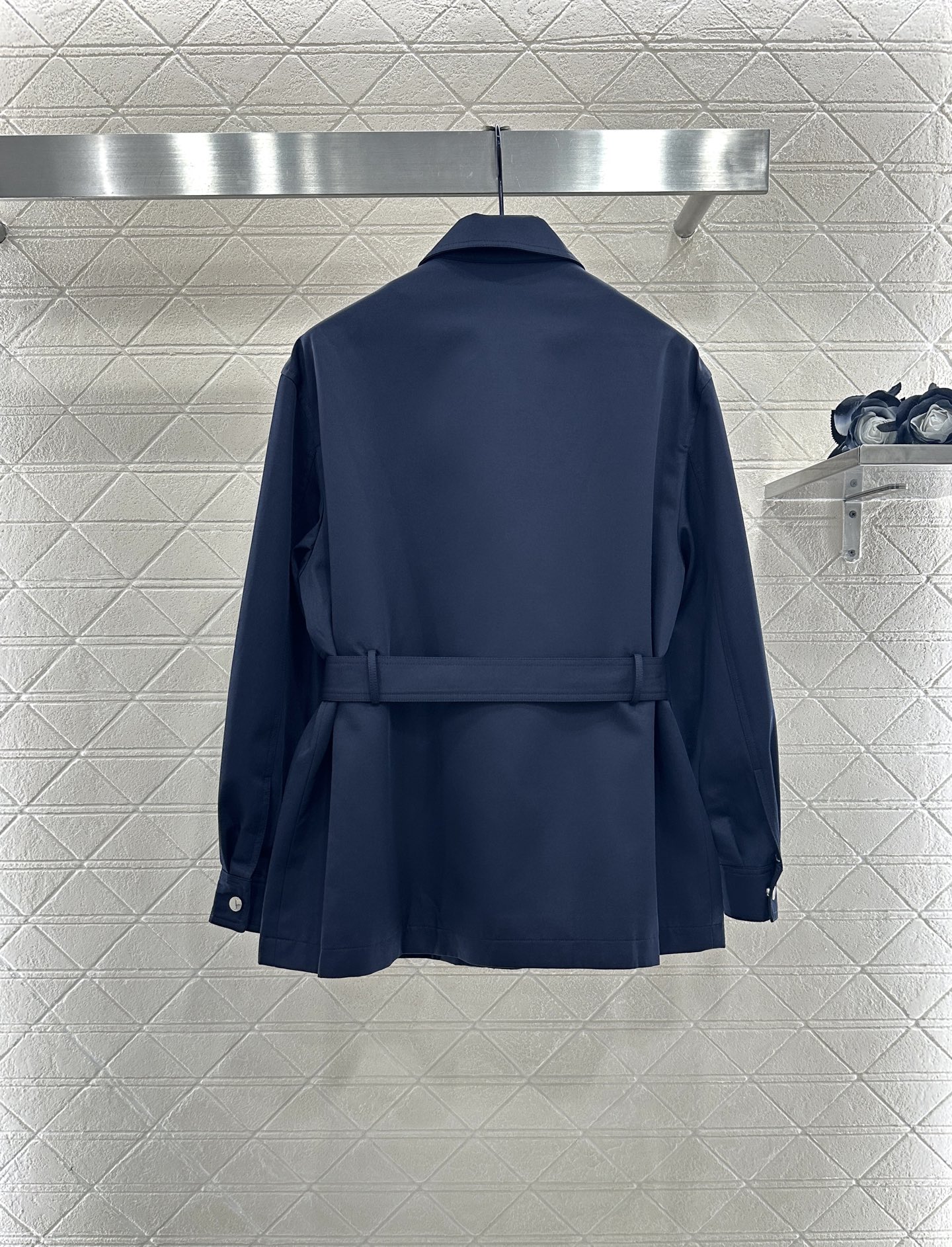 ♥Dio*♥2025新品上架 翻领腰带中长款风衣外套定制YB进口风衣材质，工艺处理，挺括有型，质感高级，