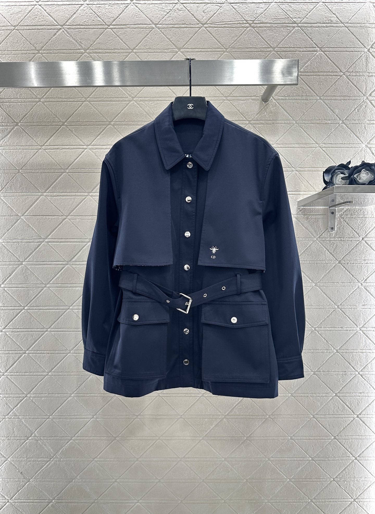 ♥Dio*♥2025新品上架 翻领腰带中长款风衣外套定制YB进口风衣材质，工艺处理，挺括有型，质感高级，