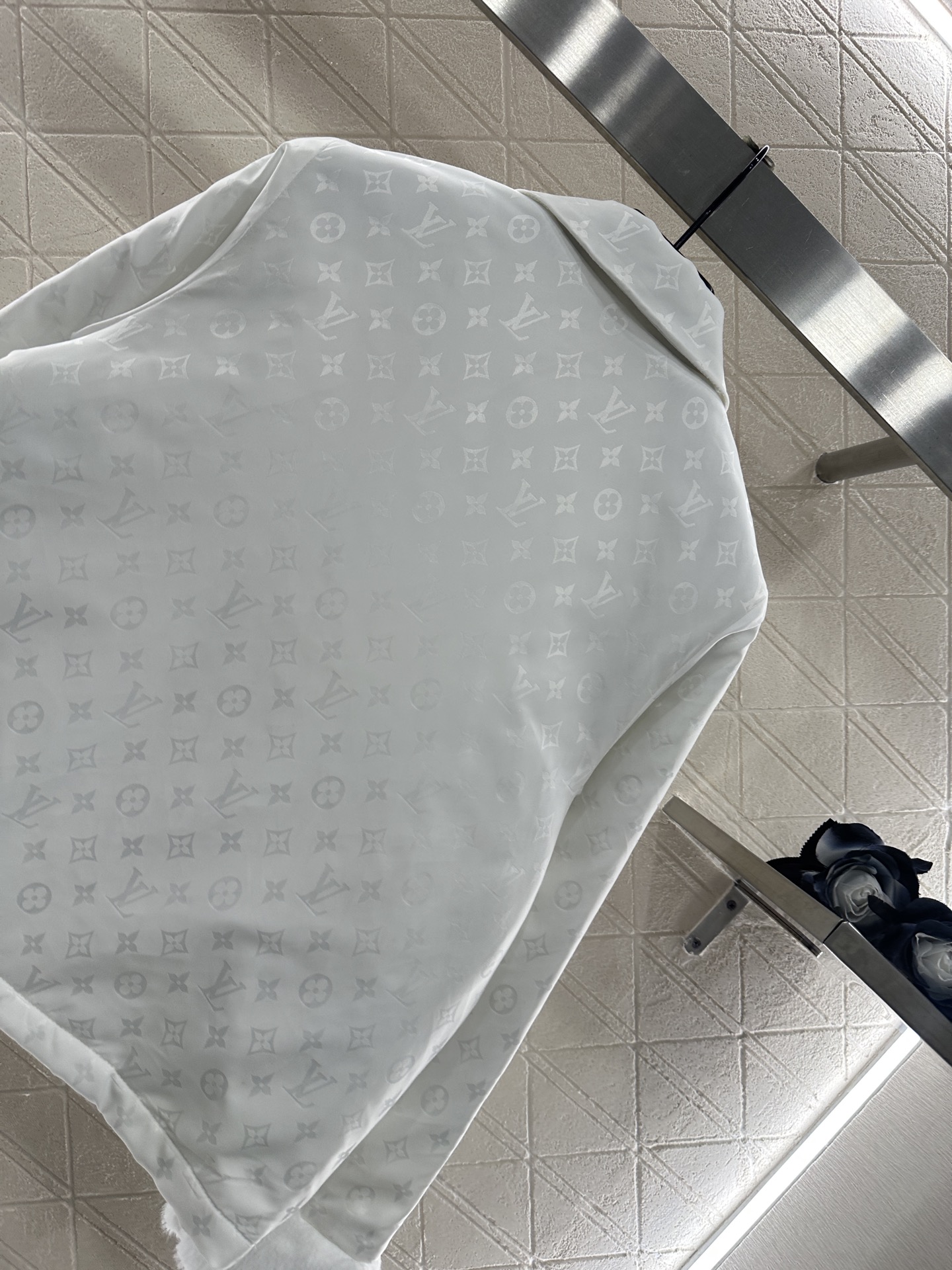 ♥Louis Vuitto*♥2025新品上架 翻领拉链皮毛拼接棉服定制YB防风防水提花尼龙材质，羽绒棉