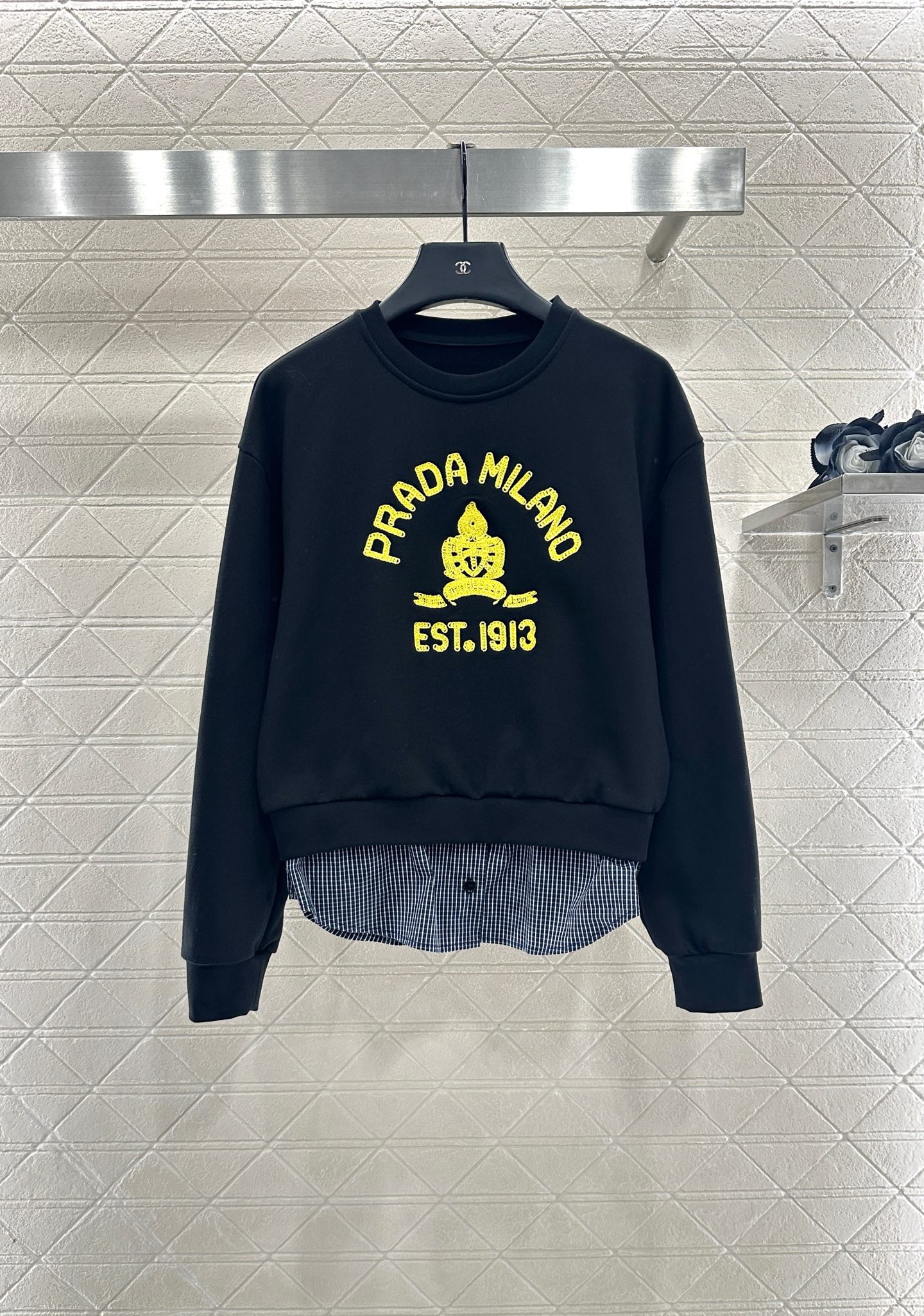 ♥Prad*♥2025新品上架 拼接格纹卫衣长裤套装定制YB斜纹全棉材质，质感细腻，舒适好穿，圆领卫衣长