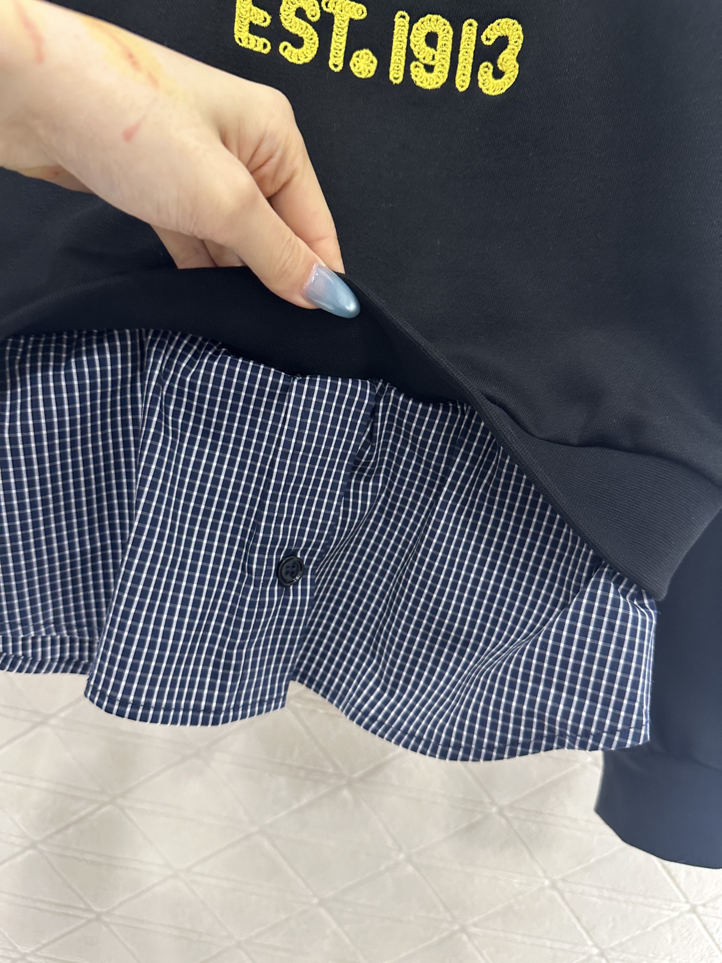 ♥Prad*♥2025新品上架 拼接格纹卫衣长裤套装定制YB斜纹全棉材质，质感细腻，舒适好穿，圆领卫衣长