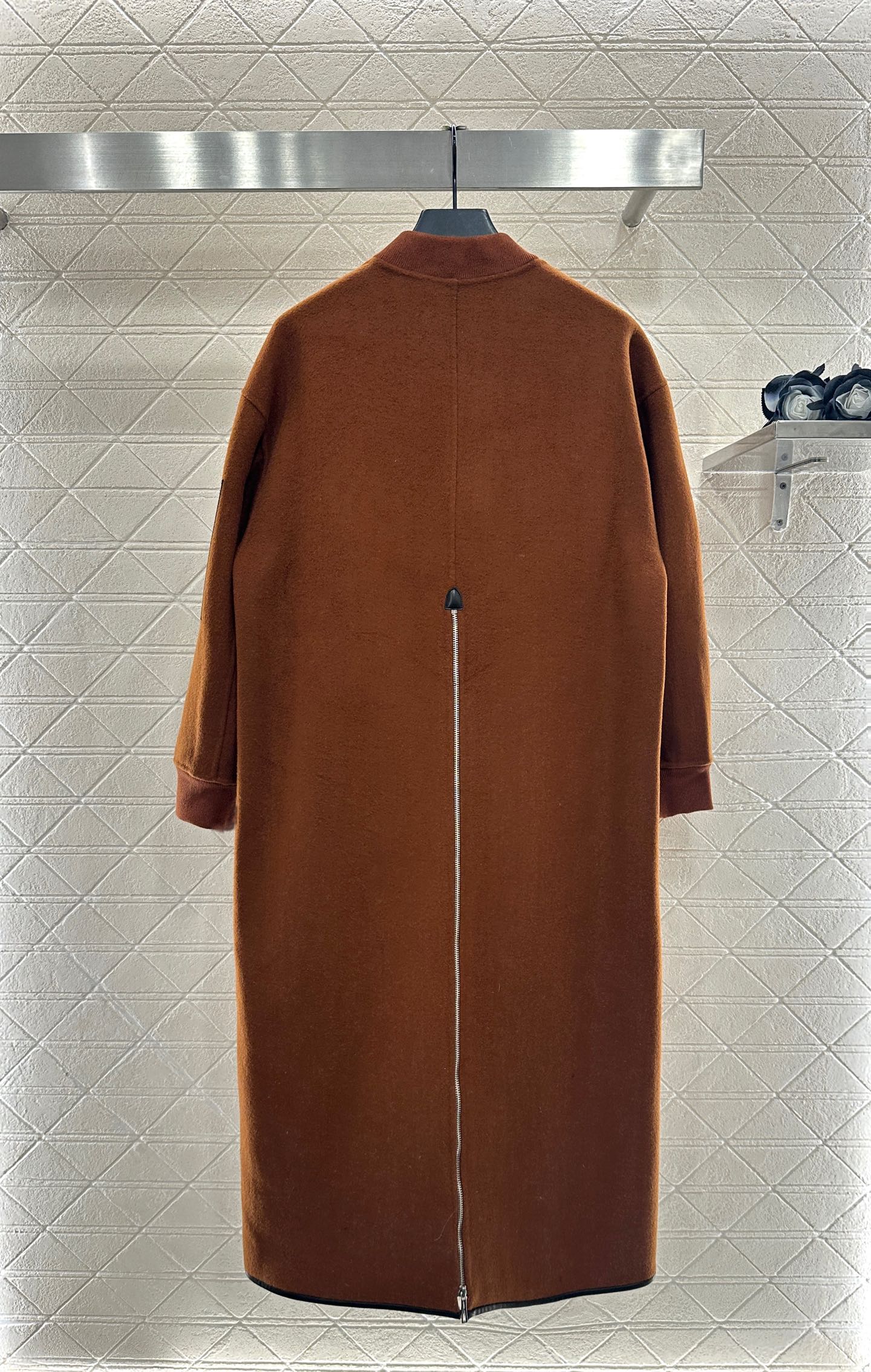 ♥Herme*♥2025新品上架 立领长款大衣定制YB百分百羊毛材质，手工双面尼制作，细腻亲肤，质感十足