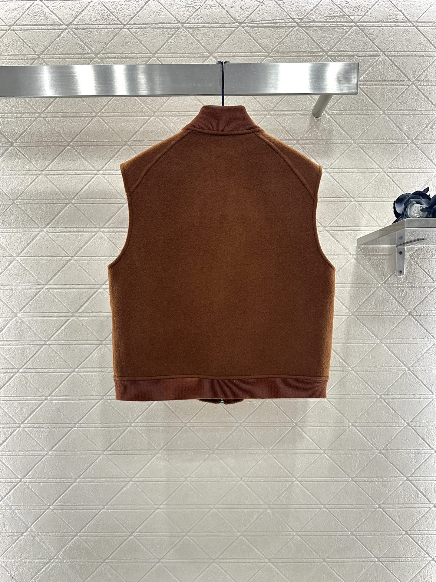 ♥Herme*♥2025新品上架 立领双面尼马甲定制YB百分百羊毛材质，纯手工双面尼制作，细腻亲肤，质感