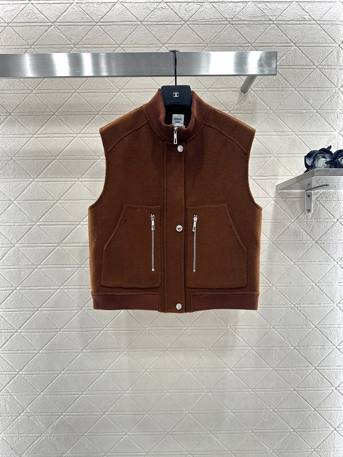 ♥Herme*♥2025新品上架 立领双面尼马甲定制YB百分百羊毛材质，纯手工双面尼制作，细腻亲肤，质感