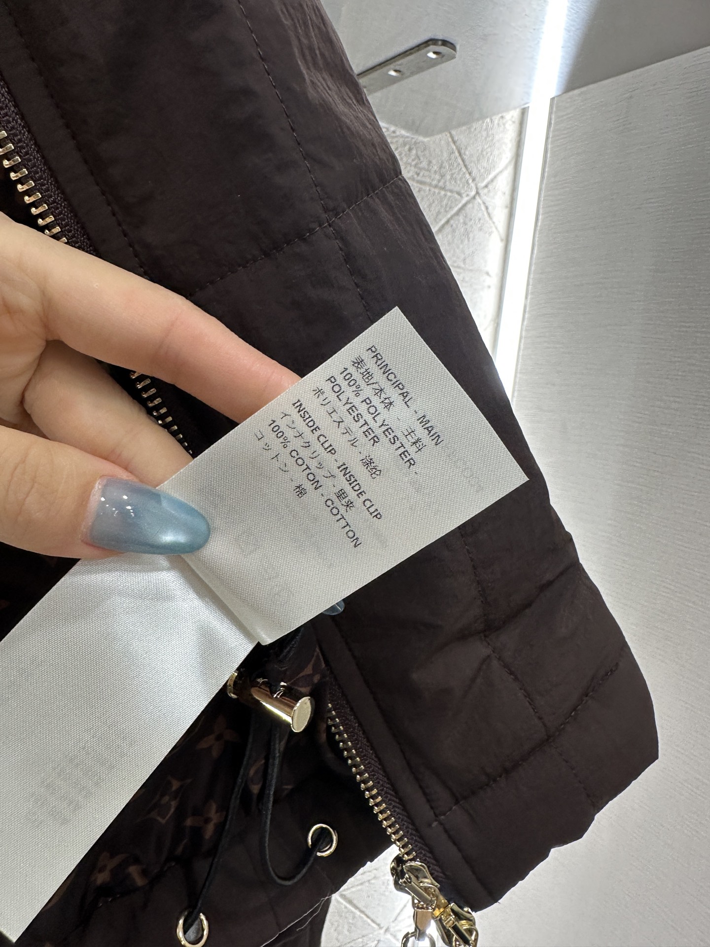 ♥Louis vuitto*♥2025新品上架 连帽羽绒棉服外套定制YB防风防水尼龙材质，质感上乘，连帽