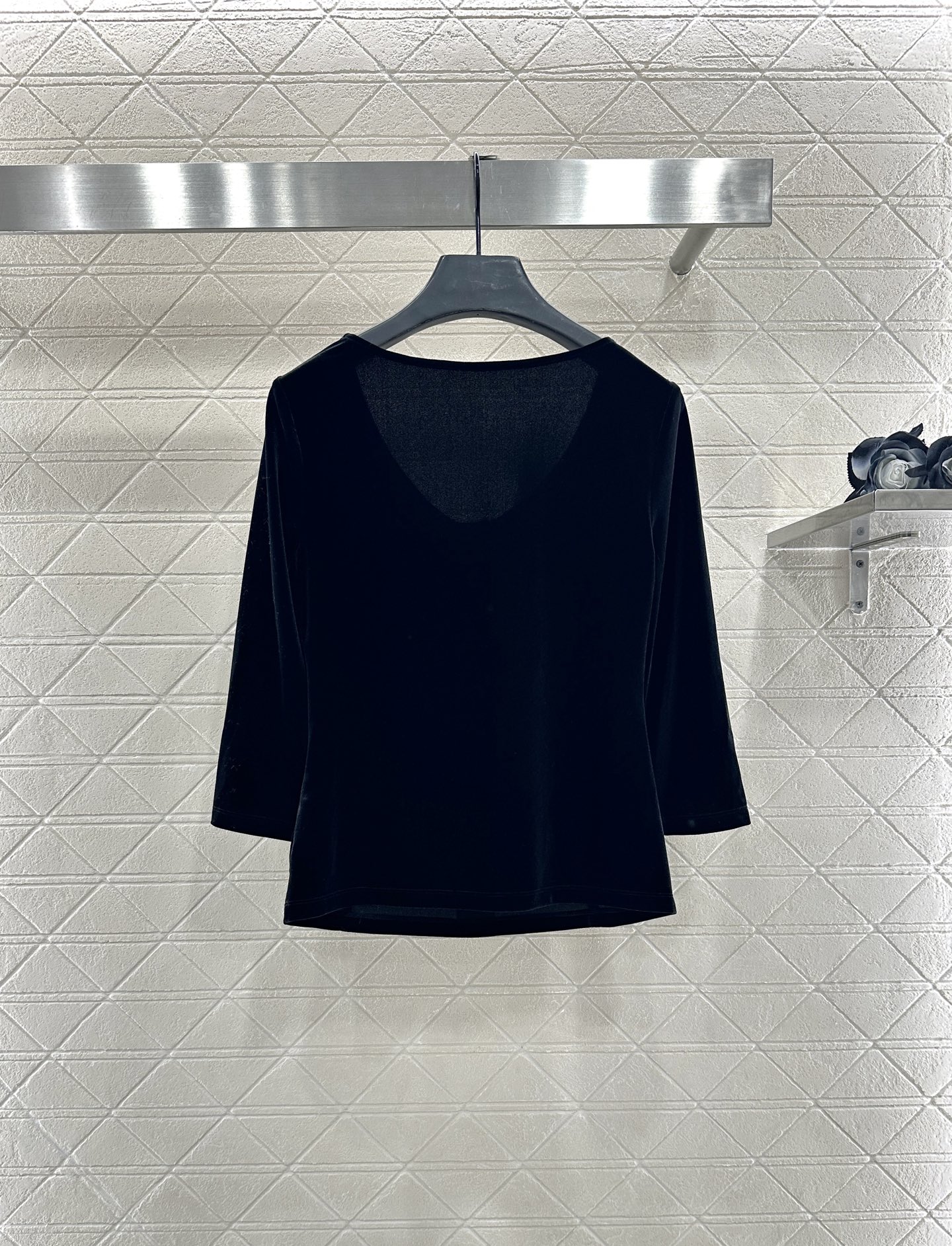 ♥Chane*♥2025新品上架 桃心领蝴蝶结中袖上衣定制YB进口丝绒材质，质感光泽，穿搭舒适，修身桃心