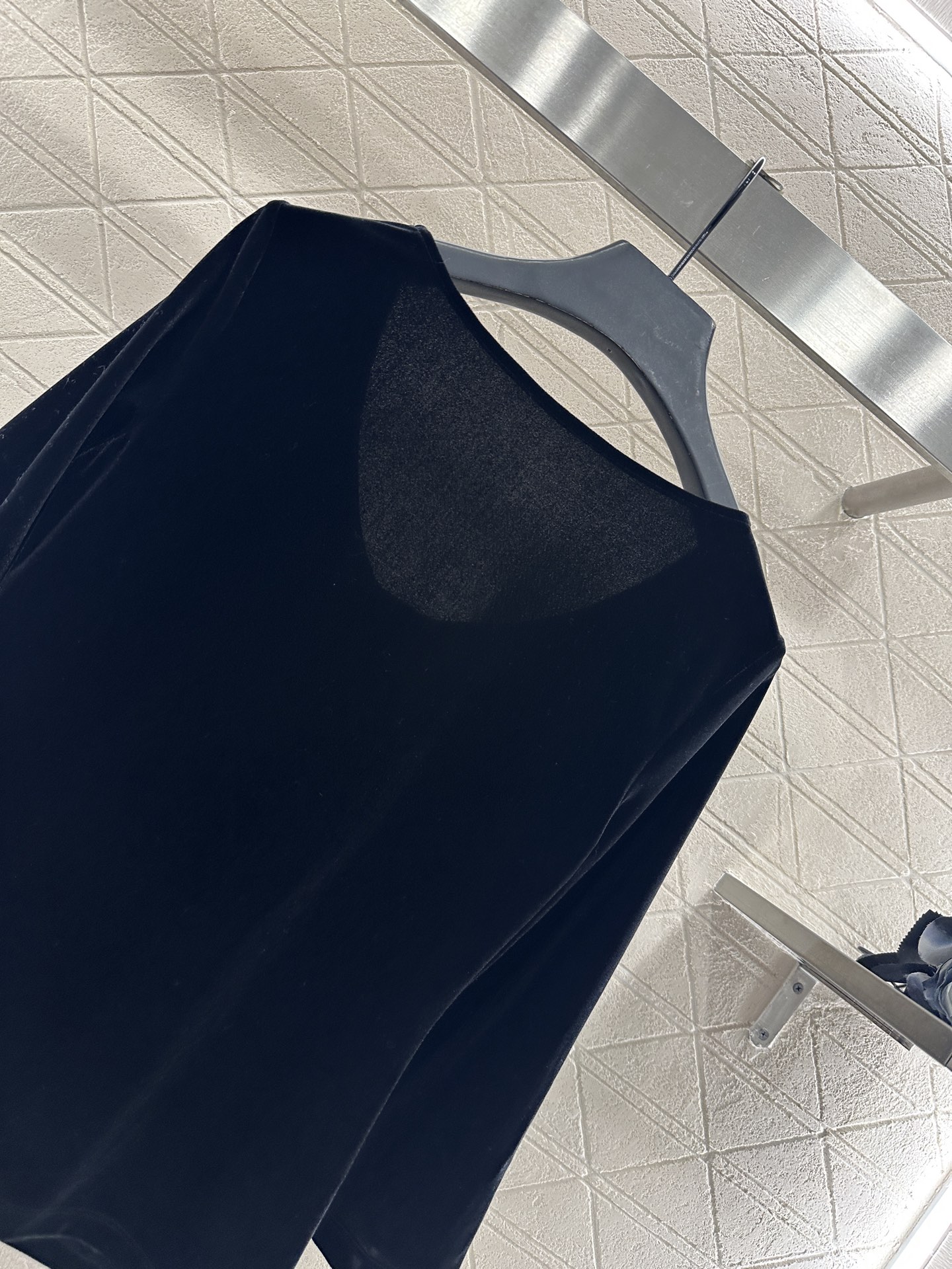 ♥Chane*♥2025新品上架 桃心领蝴蝶结中袖上衣定制YB进口丝绒材质，质感光泽，穿搭舒适，修身桃心