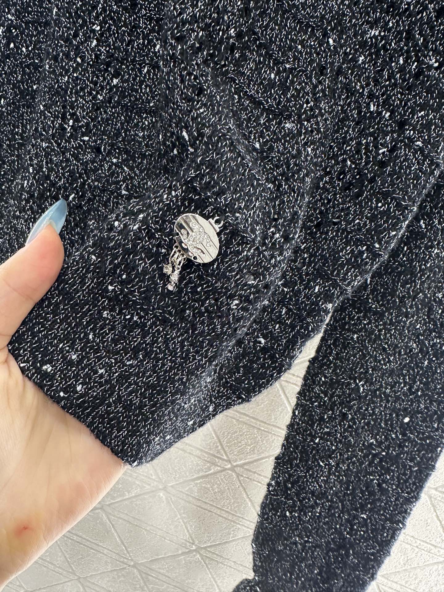 ♥Chane*♥2025新品上架 木耳花边立领针织长袖定制YB羊绒羊毛纱线织造，细腻柔软，弹力十足，精致