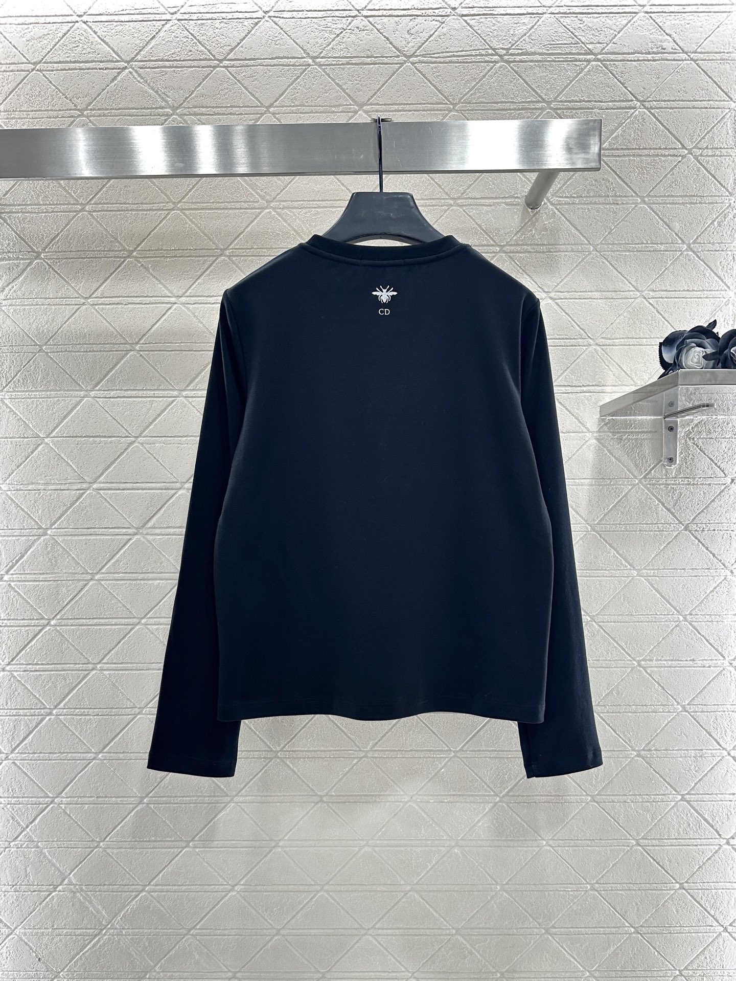 ♥Dio*♥2025新品上架 五角星钉珠水钻长袖上衣定制YB斜纹全棉材质，质感舒适，弹力好穿，圆领长袖上