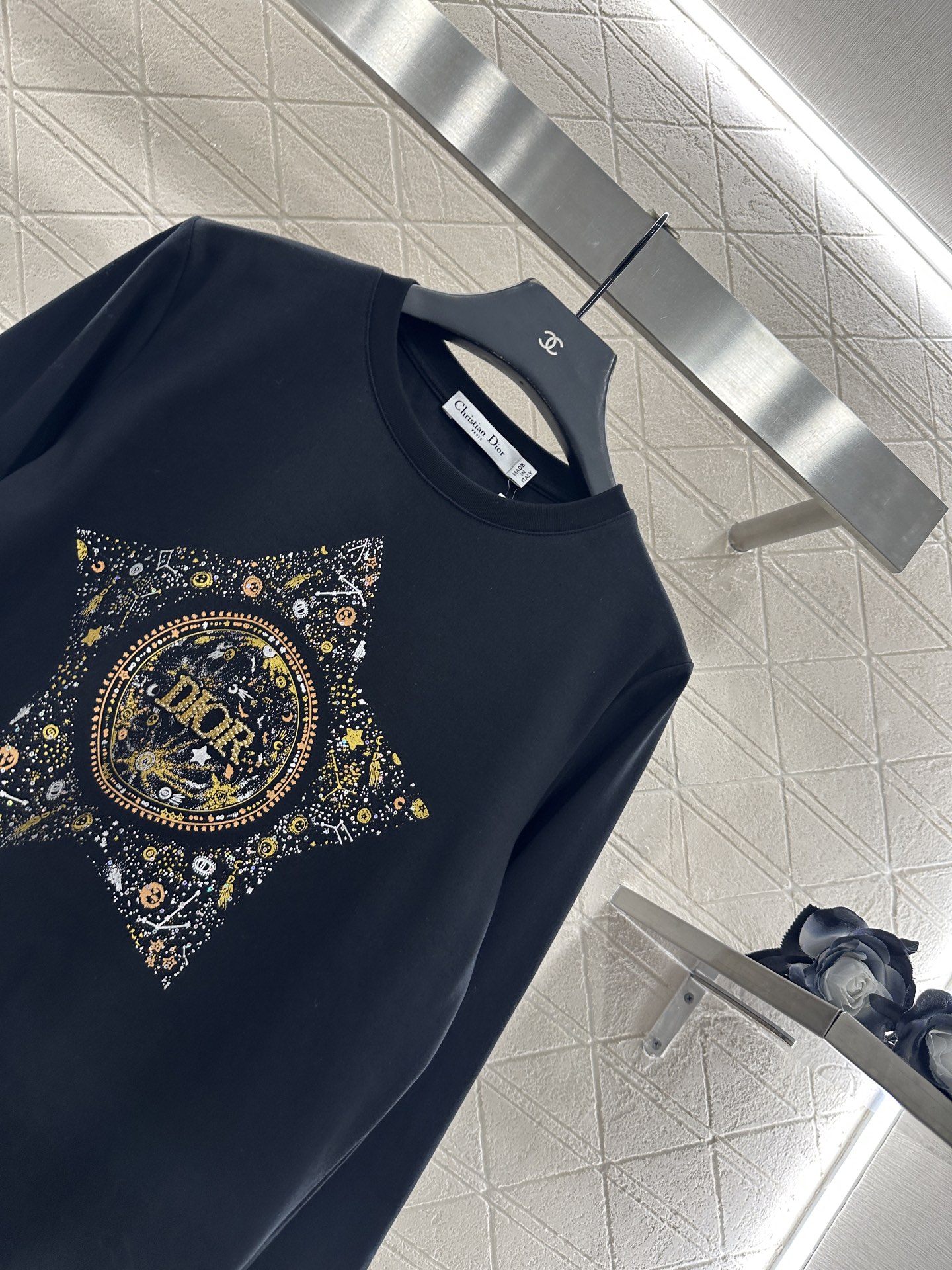 ♥Dio*♥2025新品上架 五角星钉珠水钻长袖上衣定制YB斜纹全棉材质，质感舒适，弹力好穿，圆领长袖上