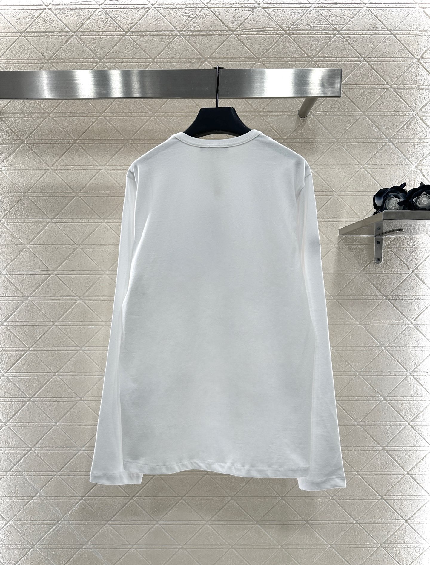 ♥CHrome hear*♥2025新品上架 口袋长袖上衣定制YB斜纹全棉材质，质感光泽，弹力十足，圆领