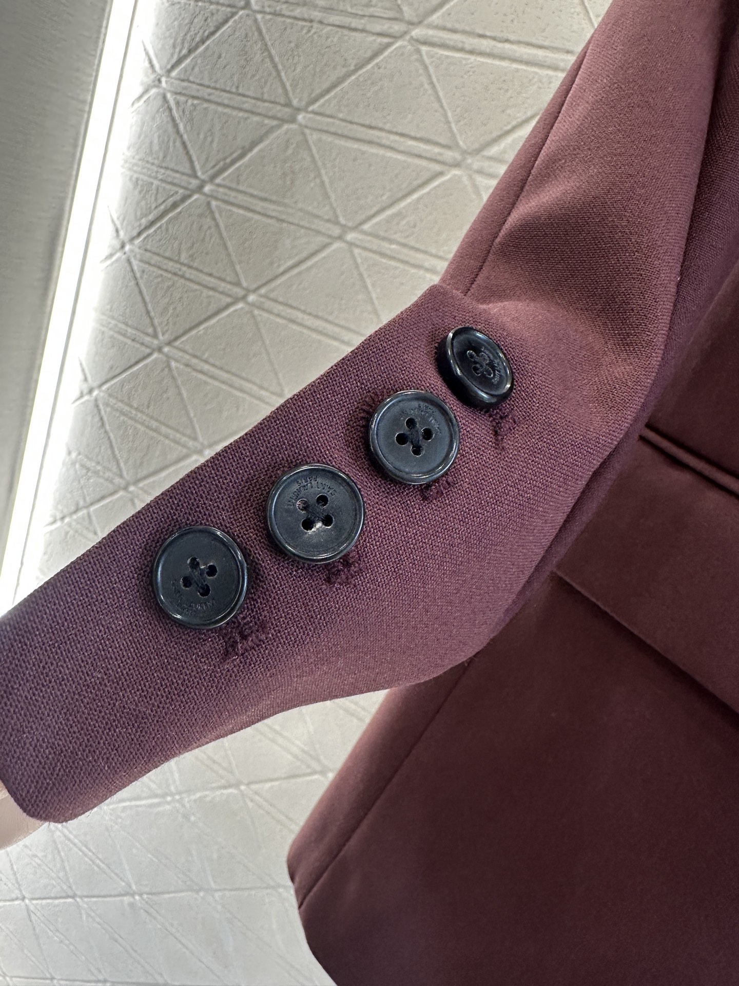 ♥Sanit lauren*♥2025新品上架 正肩双排扣翻领西装定制YB进口百分百丝毛材质，质感光泽高