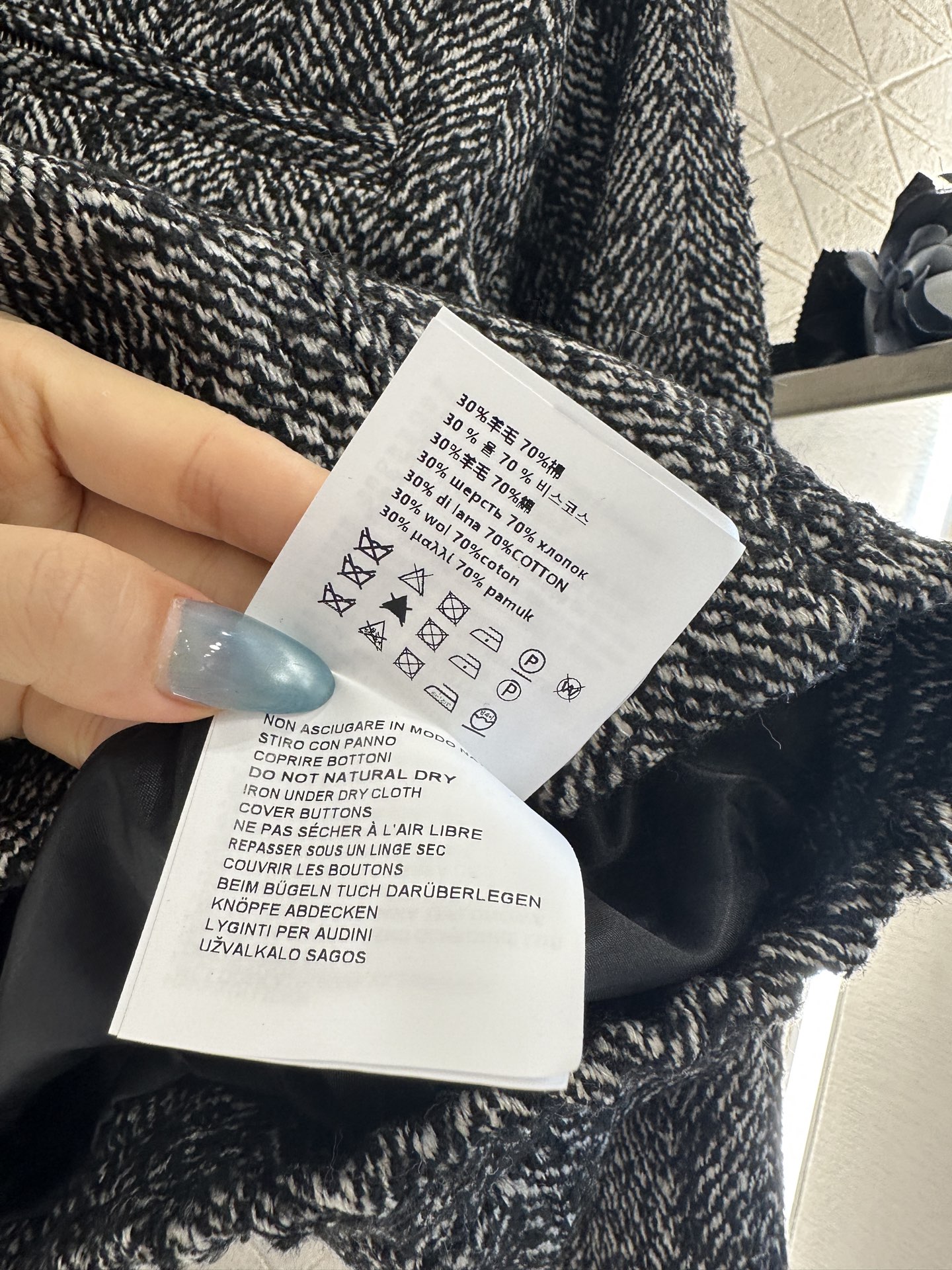 ♥Miumi*♥2025新品上架 拼皮翻领夹克外套定制YB进口棉毛材质，质感细腻，挺括有型，翻领拉链夹克