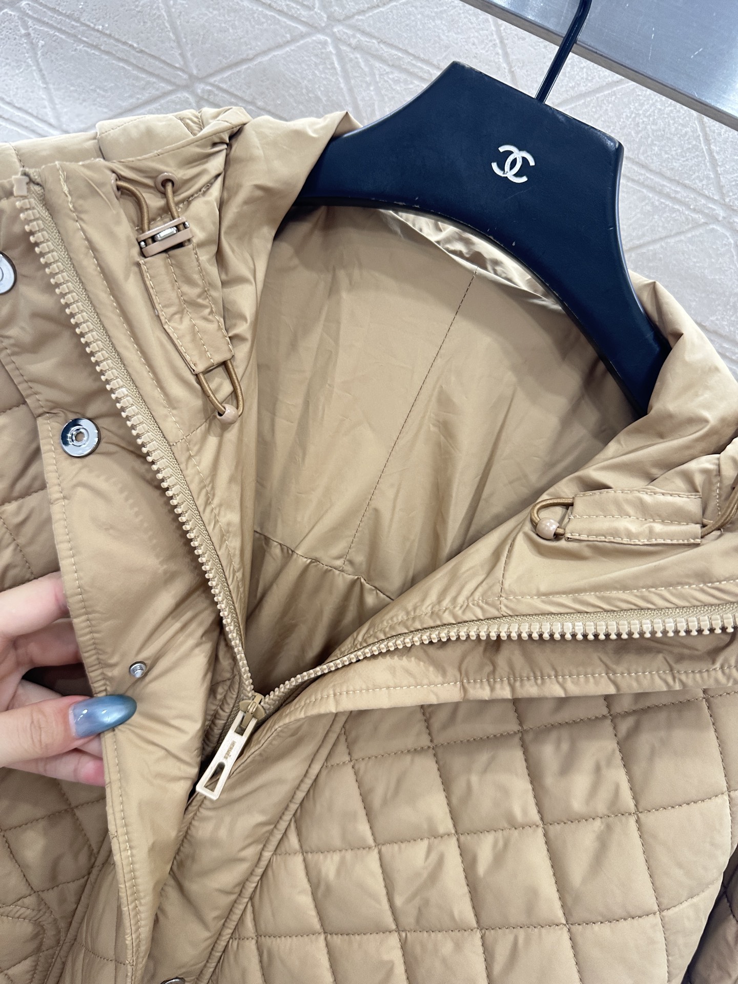 ♥Herme*♥2025新品上架 菱格连帽羽绒棉服定制YB进口防风防水尼龙材质，其工艺还原，升级材质，提
