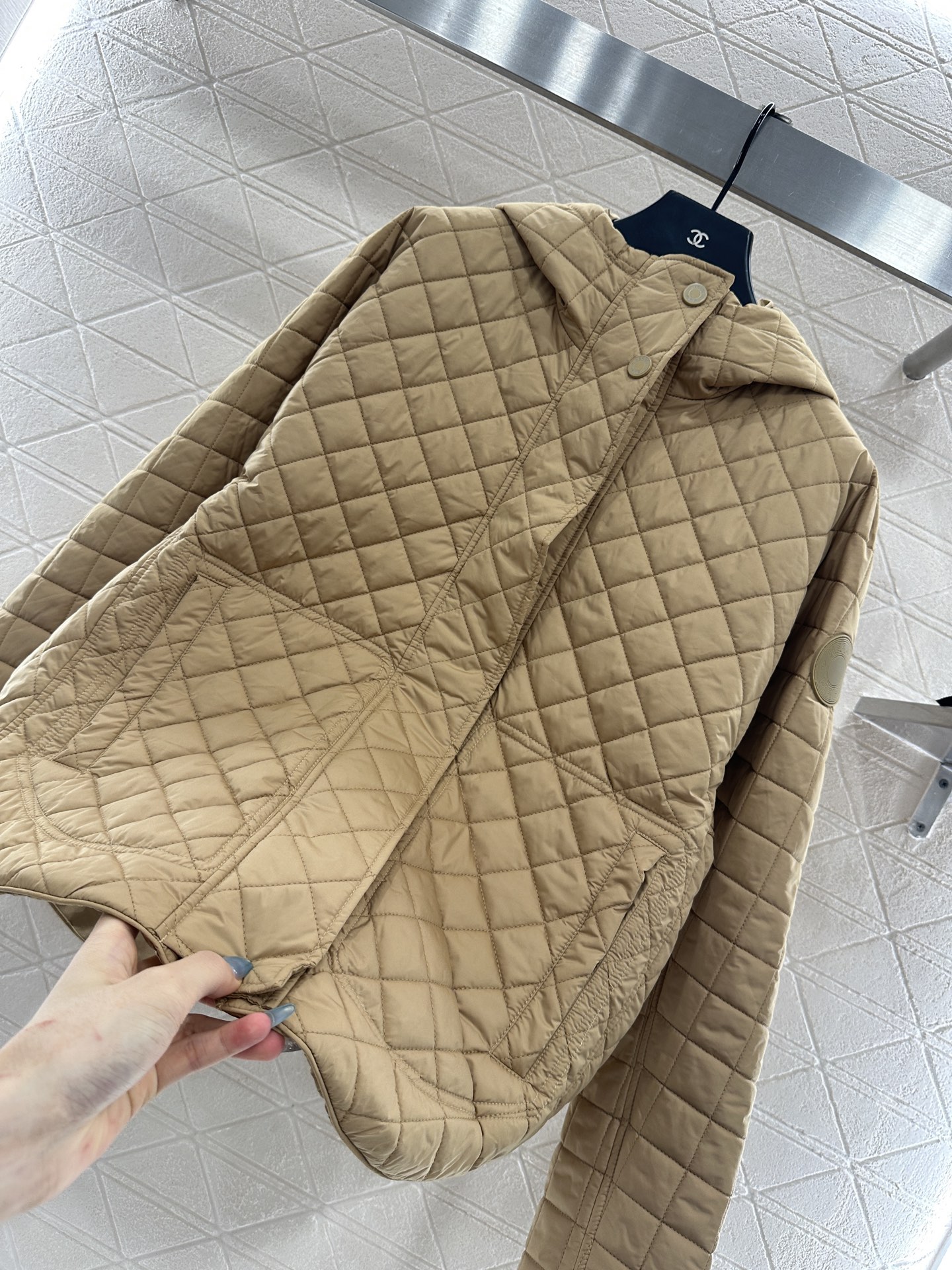 ♥Herme*♥2025新品上架 菱格连帽羽绒棉服定制YB进口防风防水尼龙材质，其工艺还原，升级材质，提