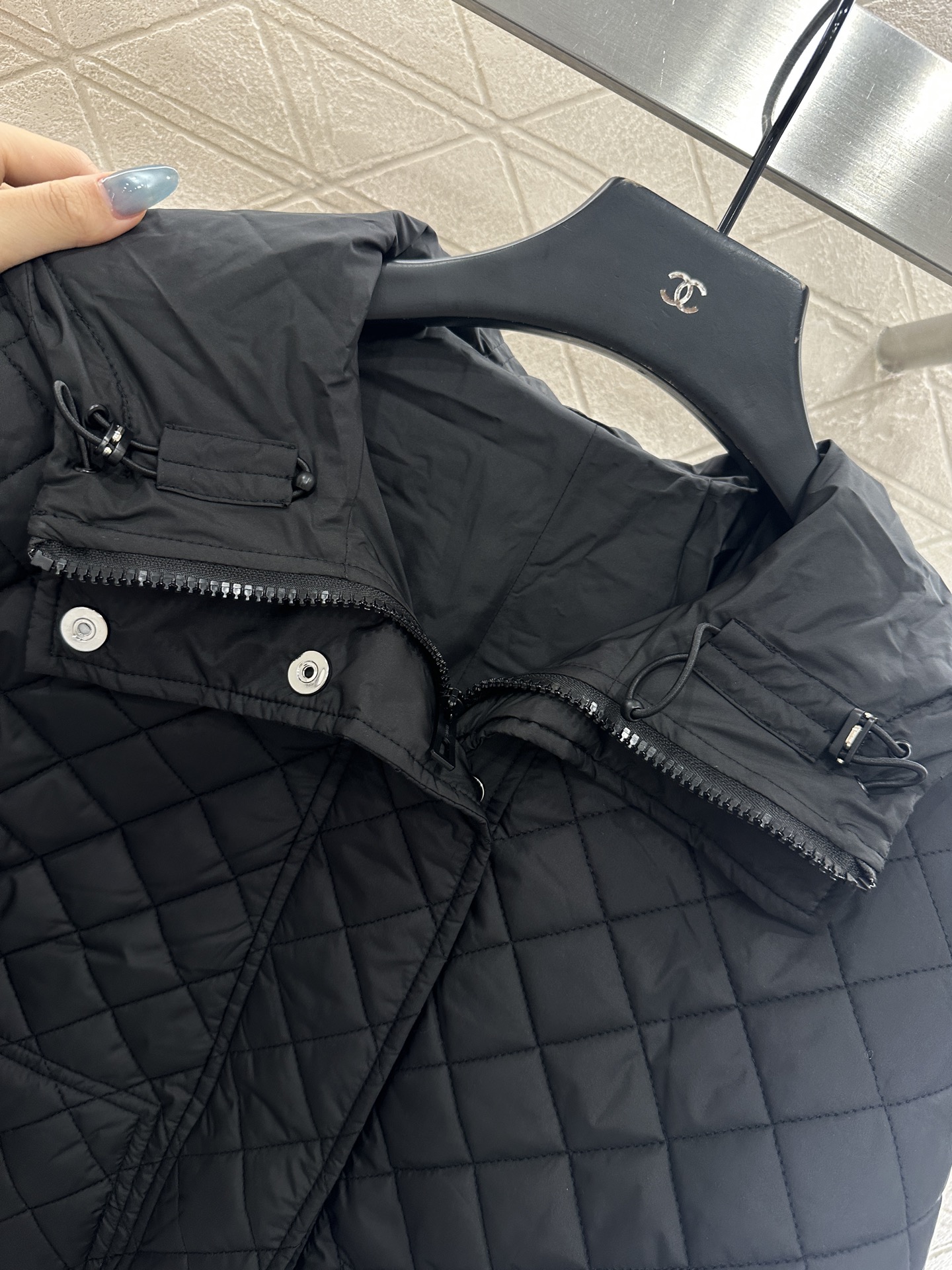 ♥Herme*♥2025新品上架 菱格连帽羽绒棉服定制YB进口防风防水尼龙材质，其工艺还原，升级材质，提