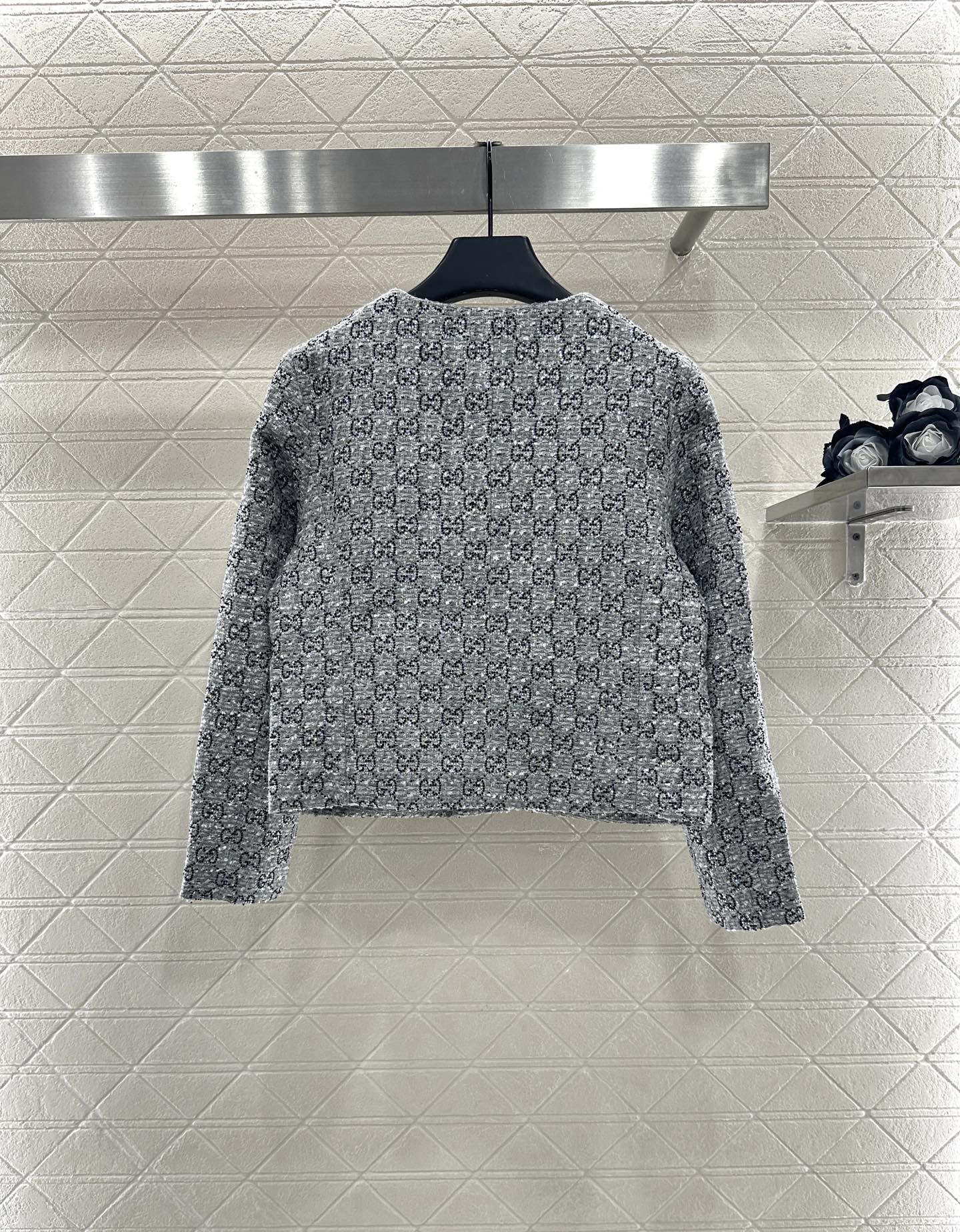 ♥Gucc*♥2025新品上架 烫钻圆领洋装外套半裙套装定制YB进口粗纺毛呢材质，质感高级，挺括有型，正