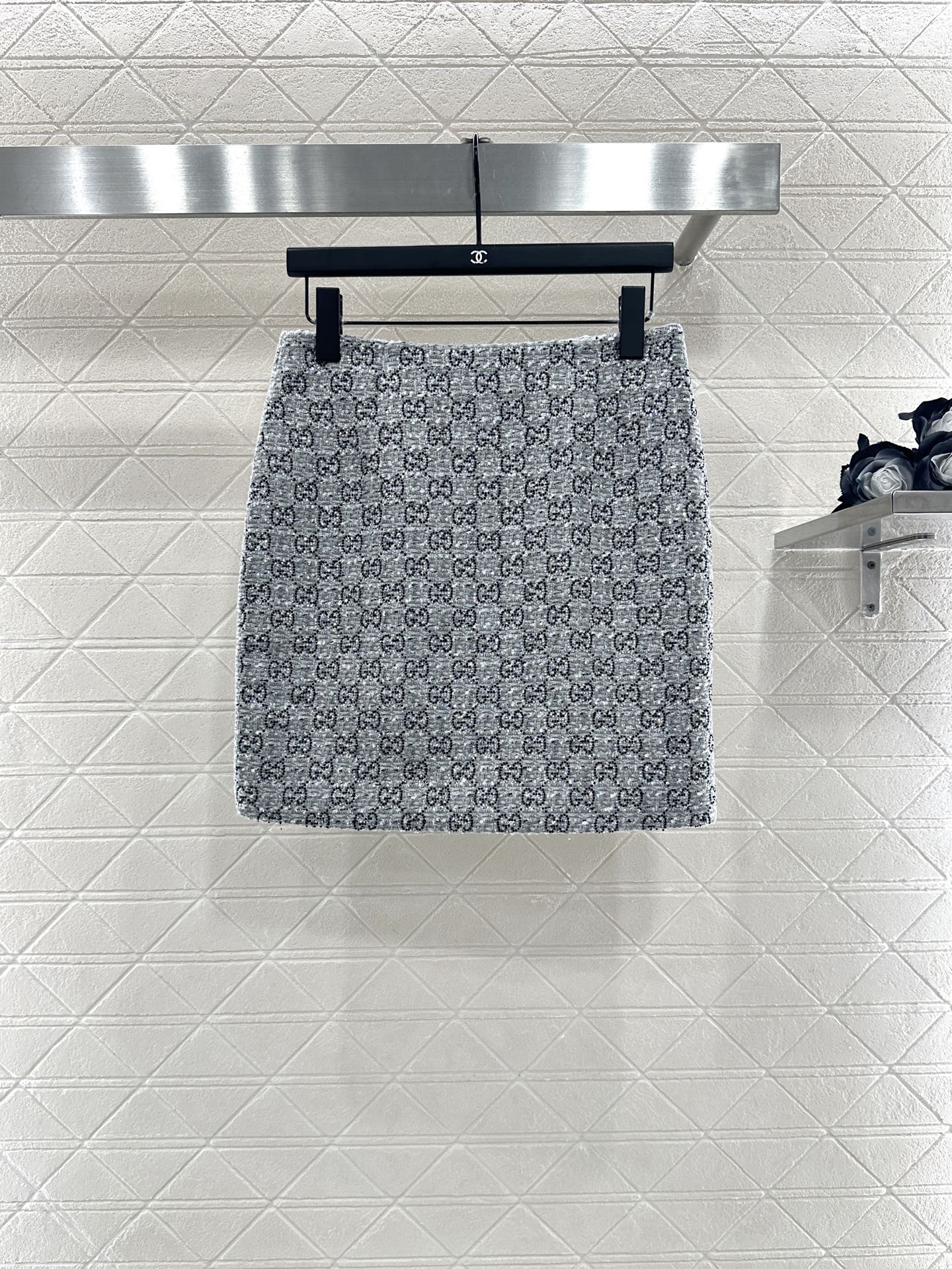 ♥Gucc*♥2025新品上架 烫钻圆领洋装外套半裙套装定制YB进口粗纺毛呢材质，质感高级，挺括有型，正