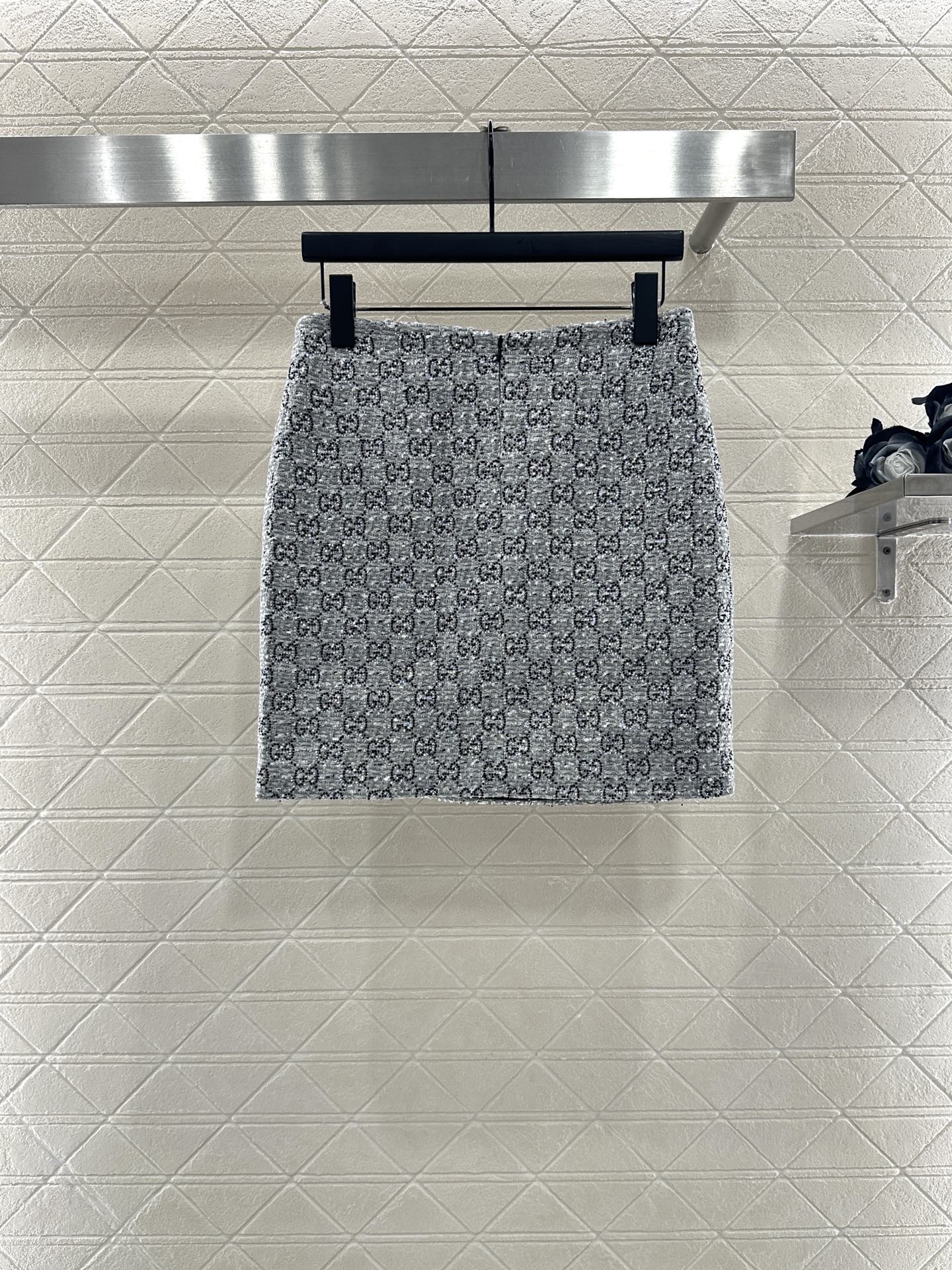 ♥Gucc*♥2025新品上架 烫钻圆领洋装外套半裙套装定制YB进口粗纺毛呢材质，质感高级，挺括有型，正