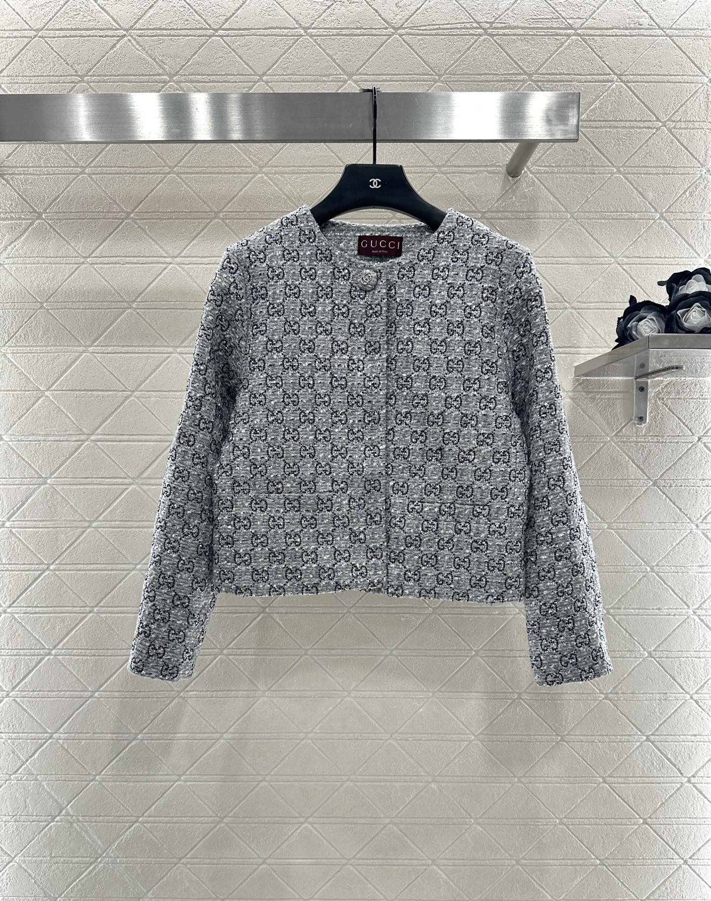 ♥Gucc*♥2025新品上架 烫钻圆领洋装外套半裙套装定制YB进口粗纺毛呢材质，质感高级，挺括有型，正