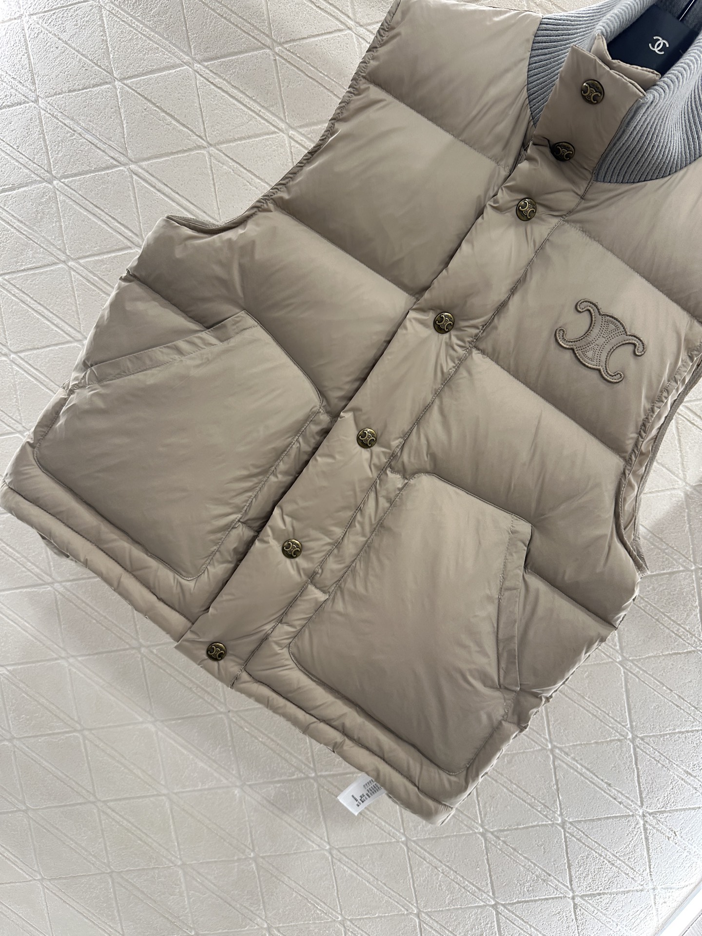 ♥Celin*♥2025新品上架 螺纹立领撞色棉服马甲定制YB防风防水尼龙材质，羽绒棉填充内里，整件轻盈