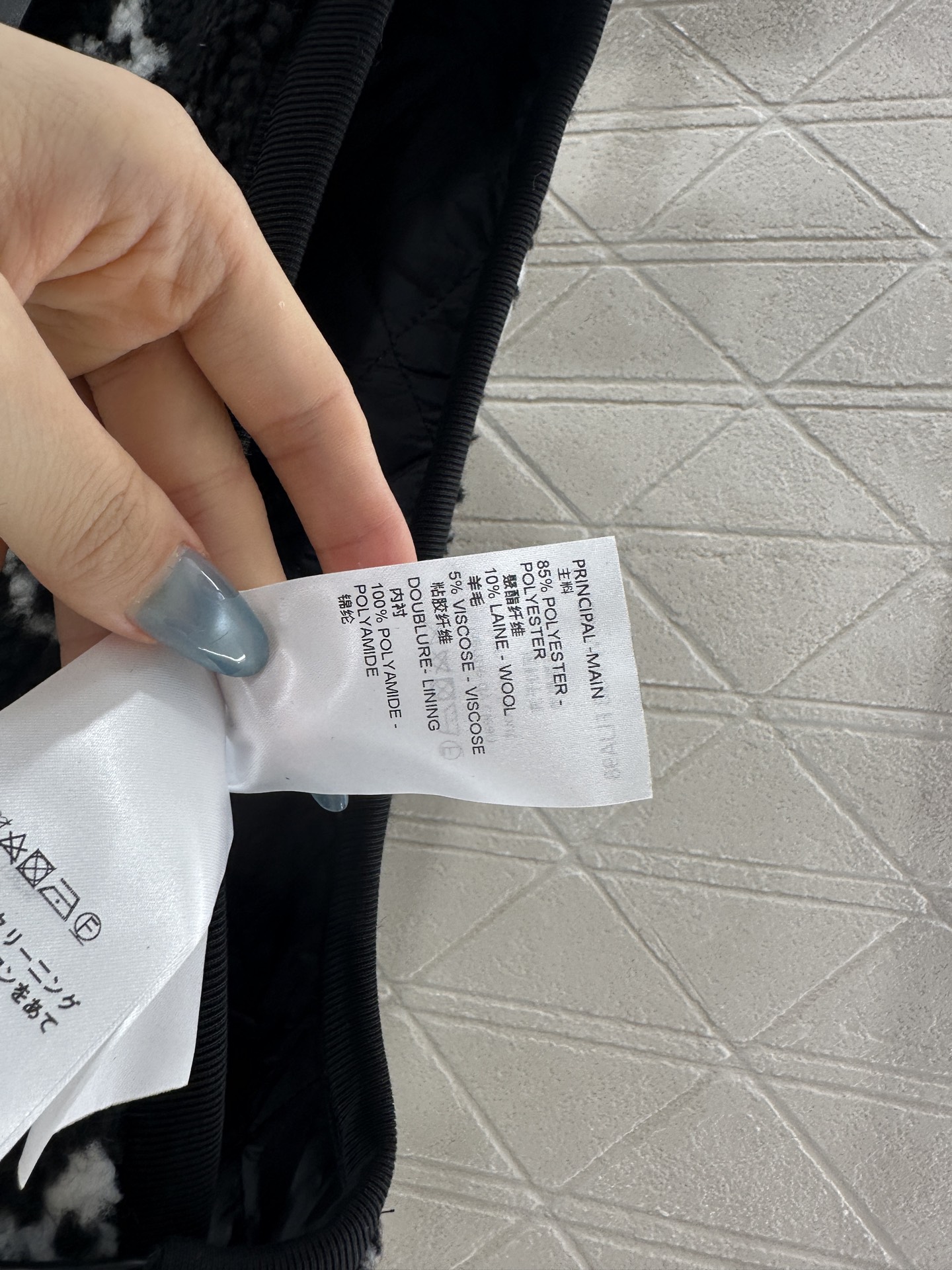 ♥Louis Vuitto*♥2025新品上架 连帽泰迪毛绒坎肩马甲定制YB摇粒绒材质，颗粒感明显软糯亲