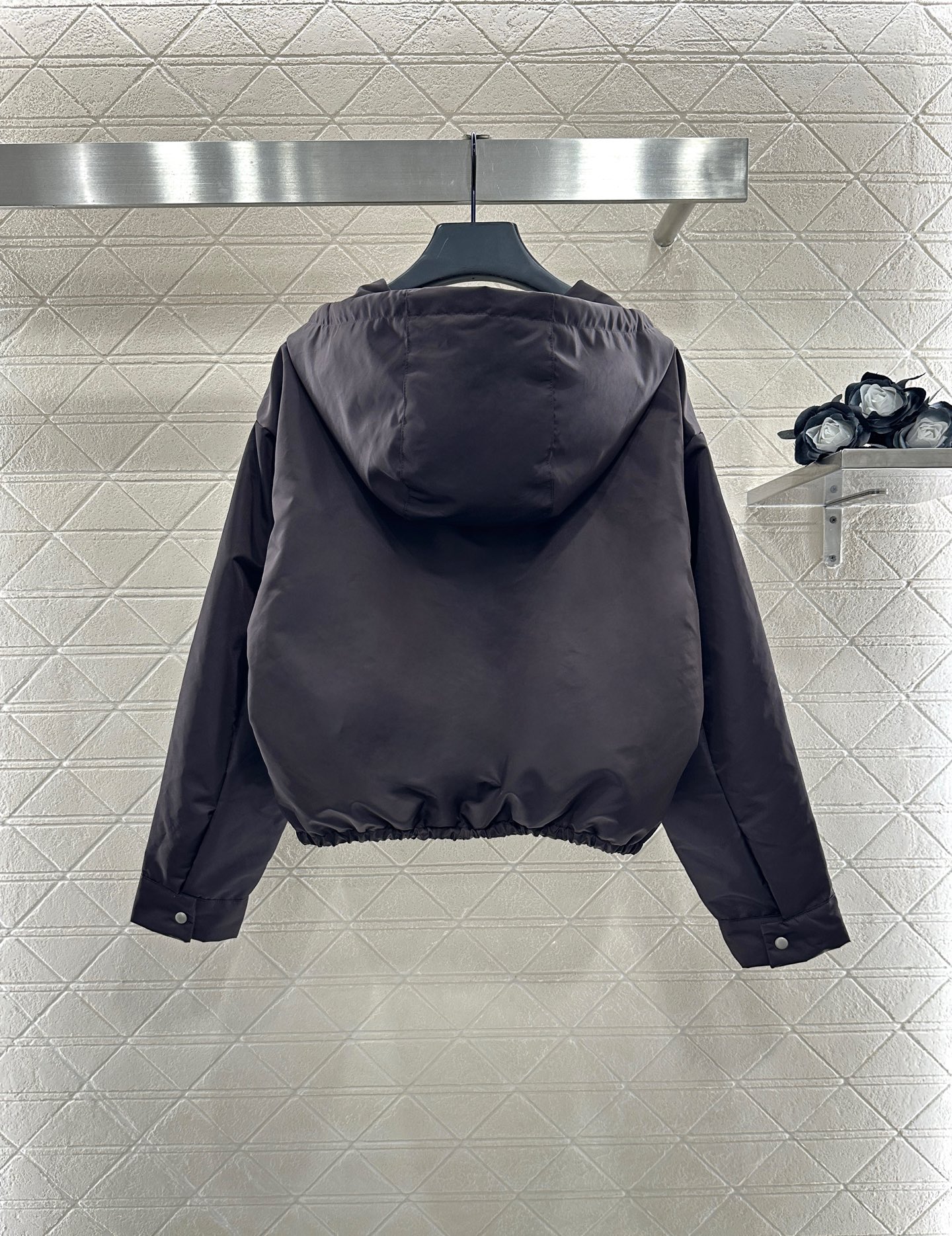 ♥Prad*♥2025新品上架 连帽夹克棉服外套定制YB进口环保再生尼龙材质，质感光泽，挺括有型，连帽夹