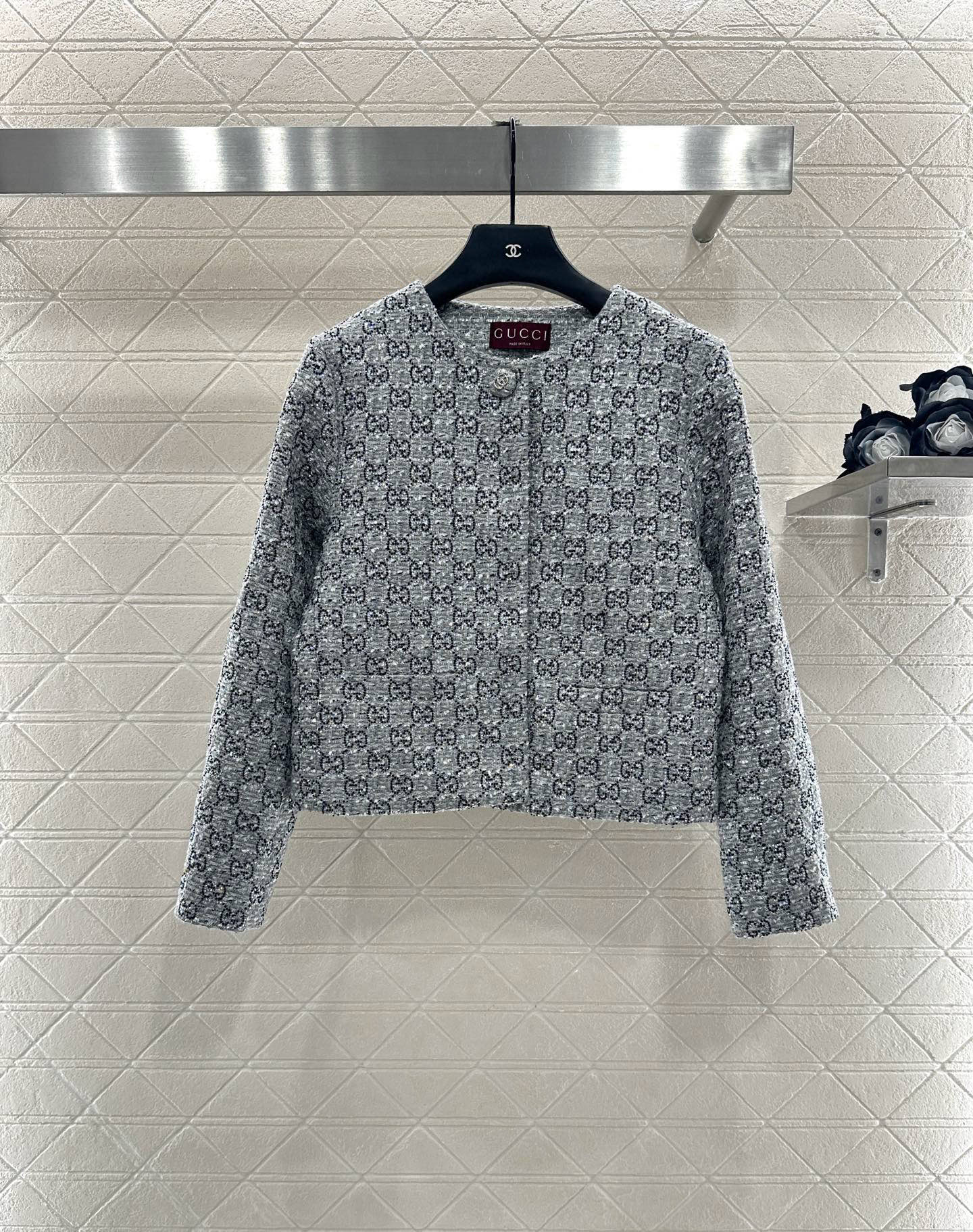 ♥Gucc*♥2025新品上架 烫钻圆领洋装外套半裙套装定制YB进口粗纺毛呢材质，质感高级，挺括有型，正