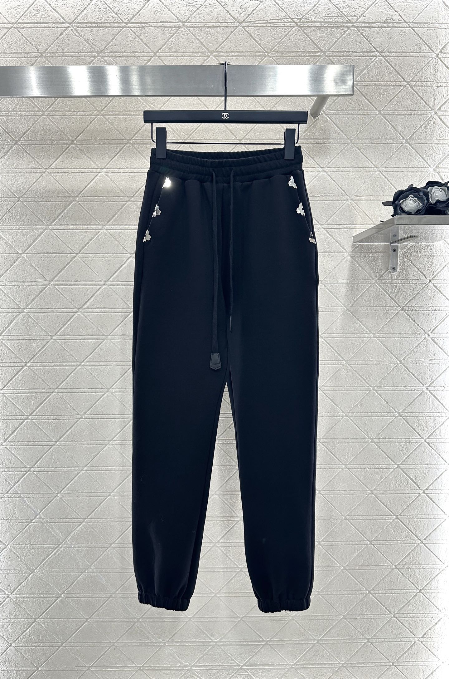 ♥Louis vuitto*♥2025新品上架 连帽外套长裤套装定制YB斜纹全棉材质，质感光泽，品相高级