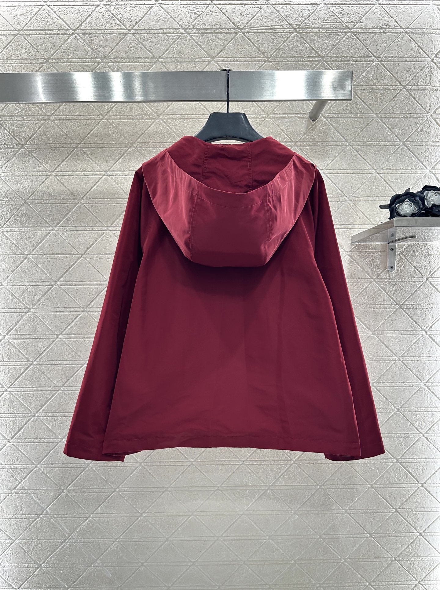 ♥Gucc*♥2025新品上架 连帽冲锋外套定制YB进口冲锋尼龙材质，质感高级，挺括有型，连帽拉链外套，