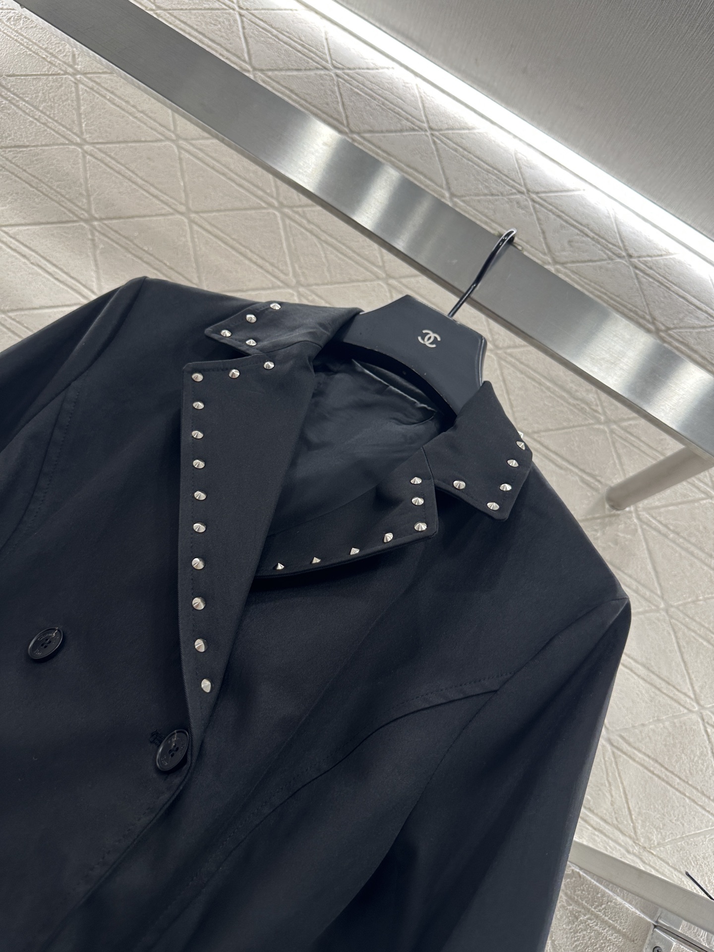 ♥Dio*♥2025新品上架 翻领柳丁双排扣长款风衣定制YB斜纹全棉风衣材质，挺括有型，质感高级，翻领枪