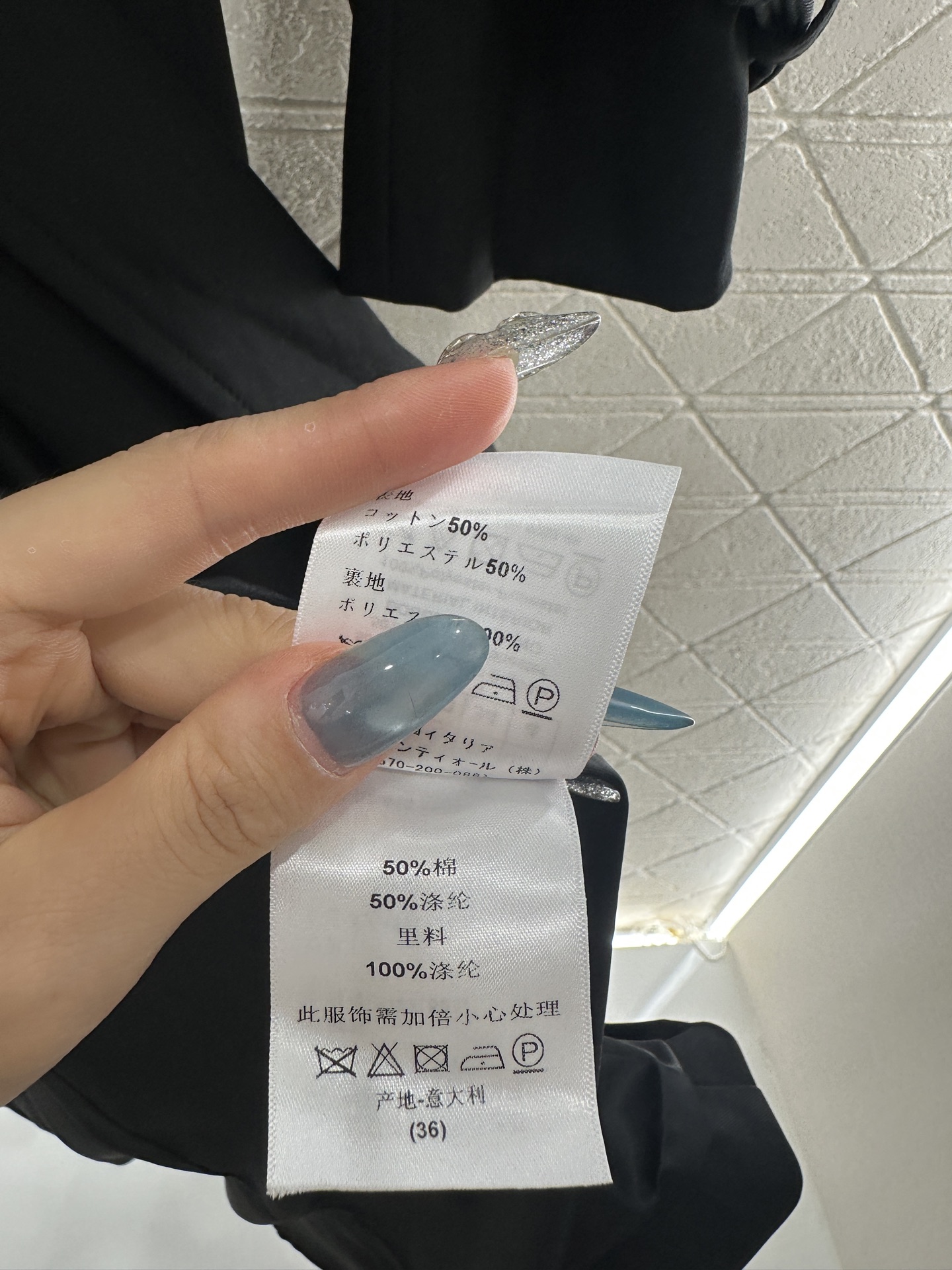 ♥Dio*♥2025新品上架 翻领柳丁双排扣长款风衣定制YB斜纹全棉风衣材质，挺括有型，质感高级，翻领枪