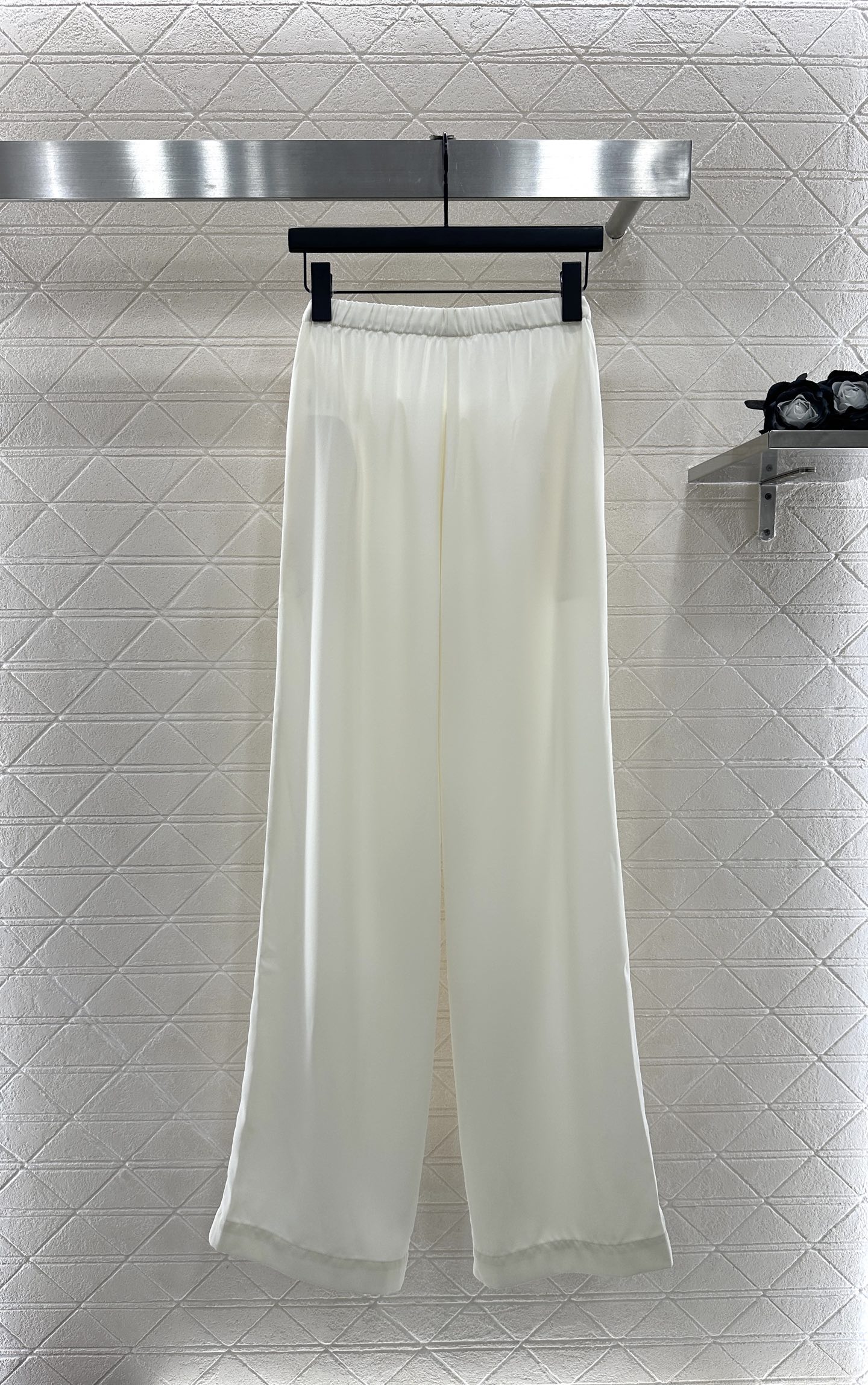 ♥Louis vuitto*♥2025新品上架 蝴蝶结飘带衬衫长裤套装定制YB进口斜纹稠材质，质感光泽，