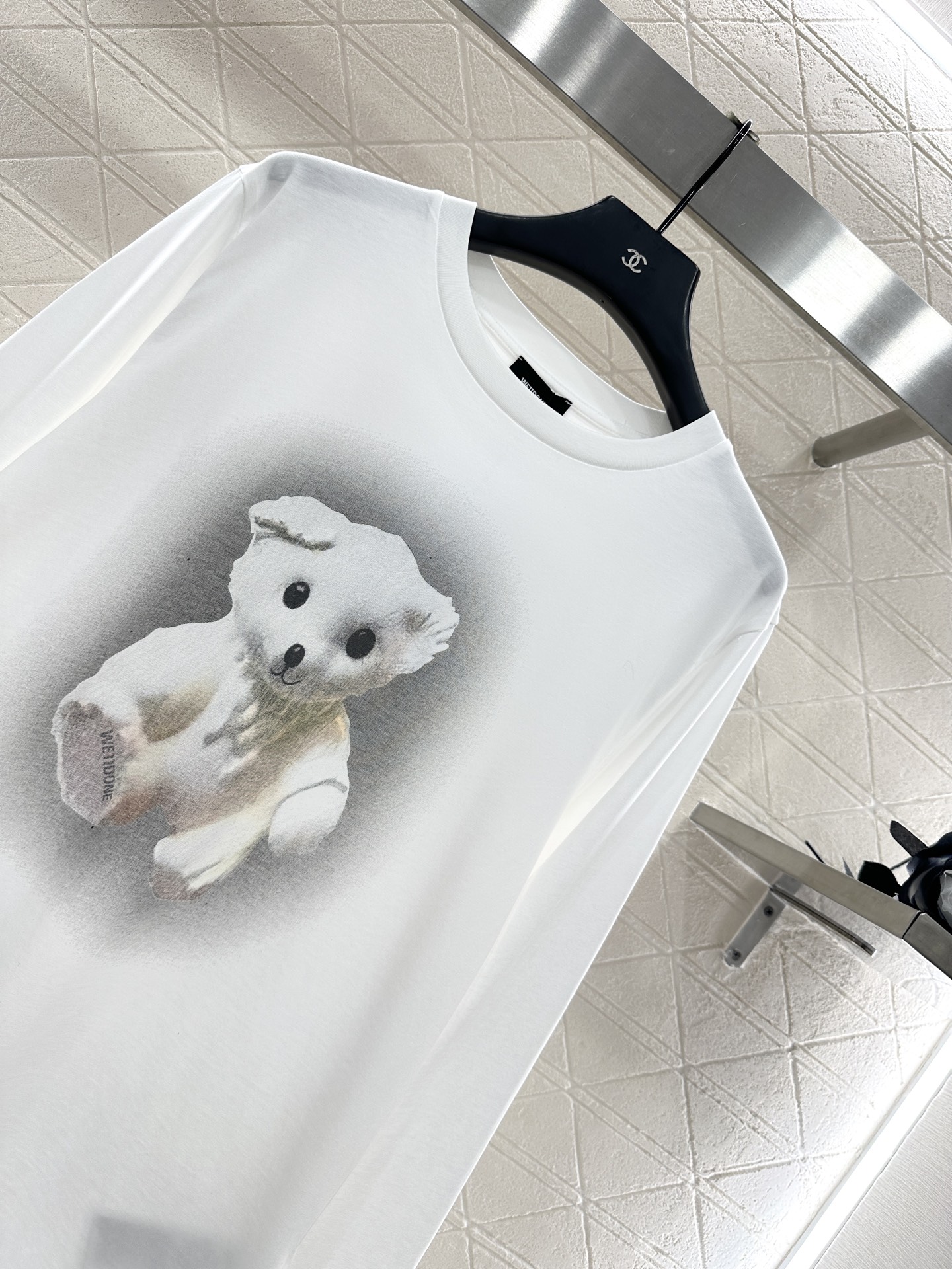 ♥We11don*♥2025新品上架 圆领小熊印花长袖上衣定制YB斜纹全棉材质，质感细腻，穿搭舒适弹力，