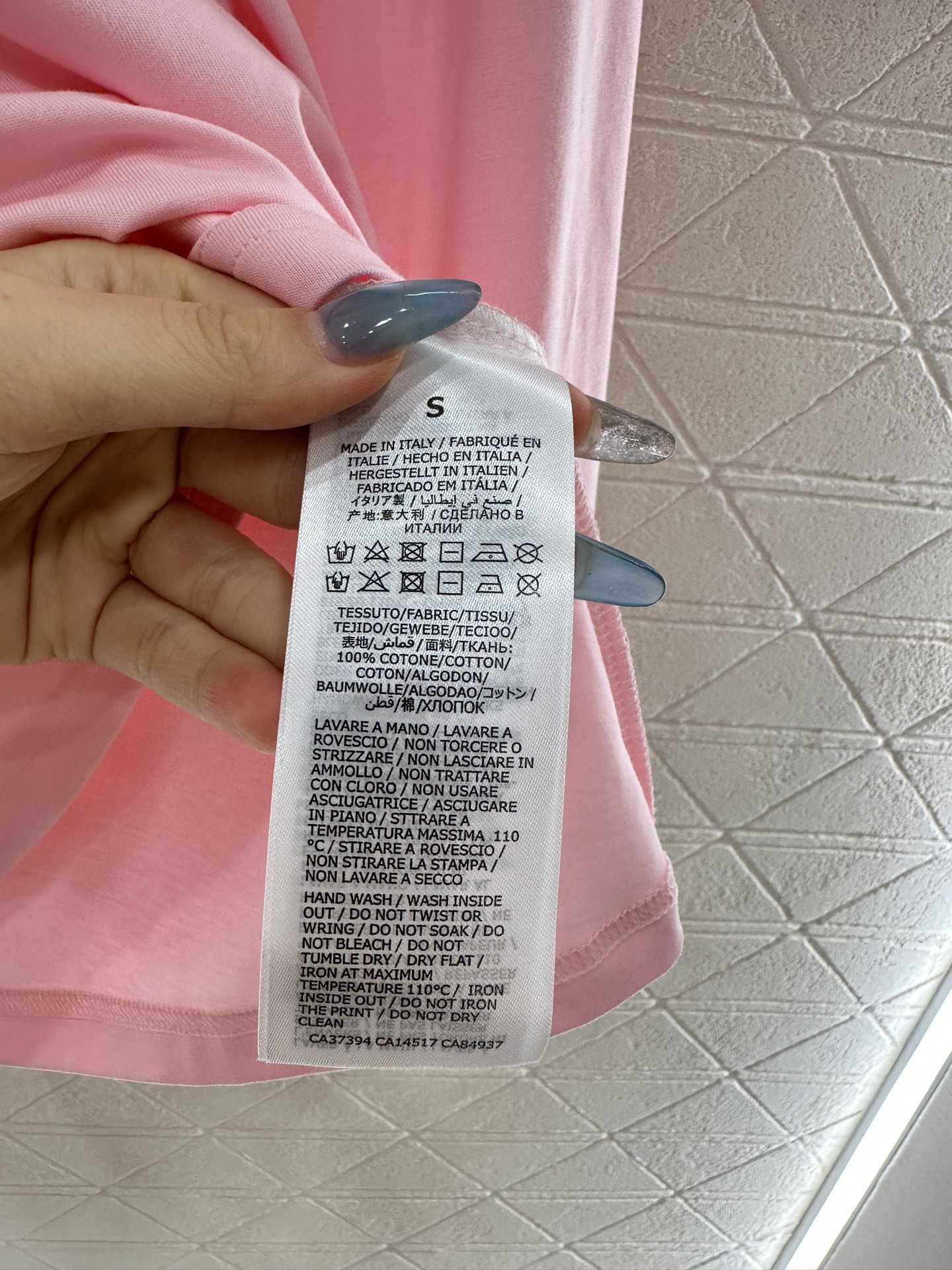 ♥We11don*♥2025新品上架 圆领小熊印花长袖上衣定制YB斜纹全棉材质，质感细腻，穿搭舒适弹力，