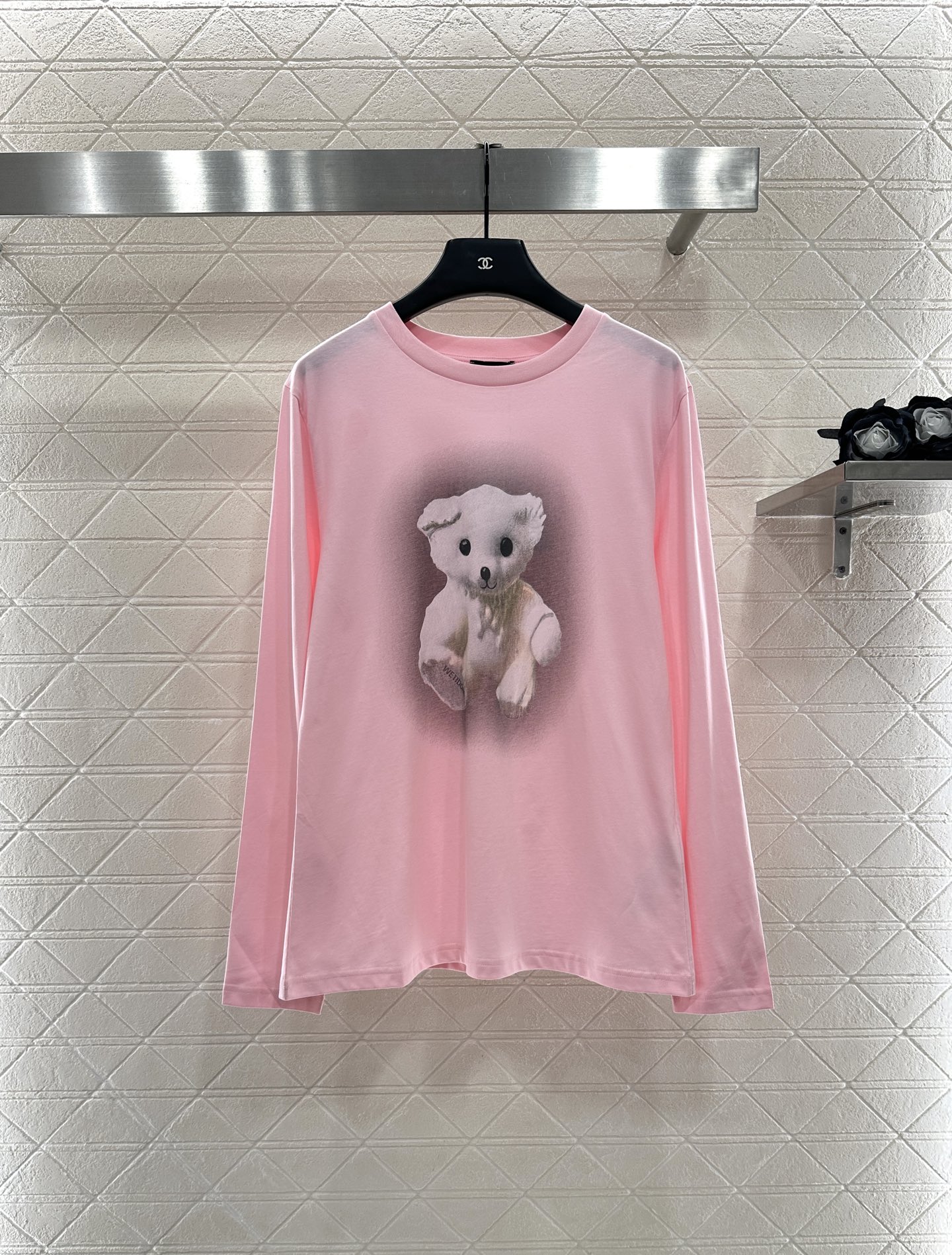 ♥We11don*♥2025新品上架 圆领小熊印花长袖上衣定制YB斜纹全棉材质，质感细腻，穿搭舒适弹力，