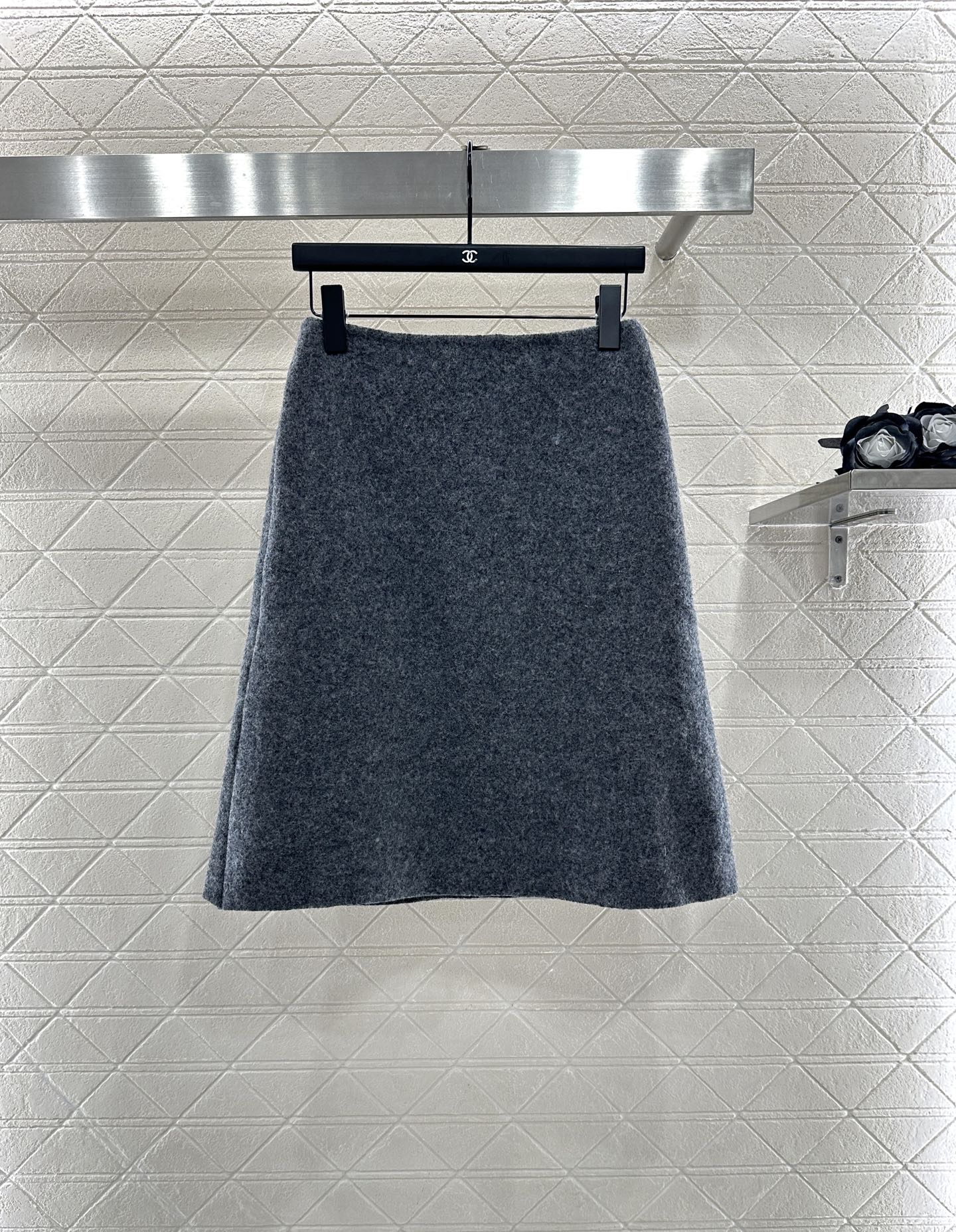 ♥Miumi*♥2025新品上架 圆领羊毛粗呢外套短裙套装定制YB进口羊毛呢材质，质感还原，肌理感明显，