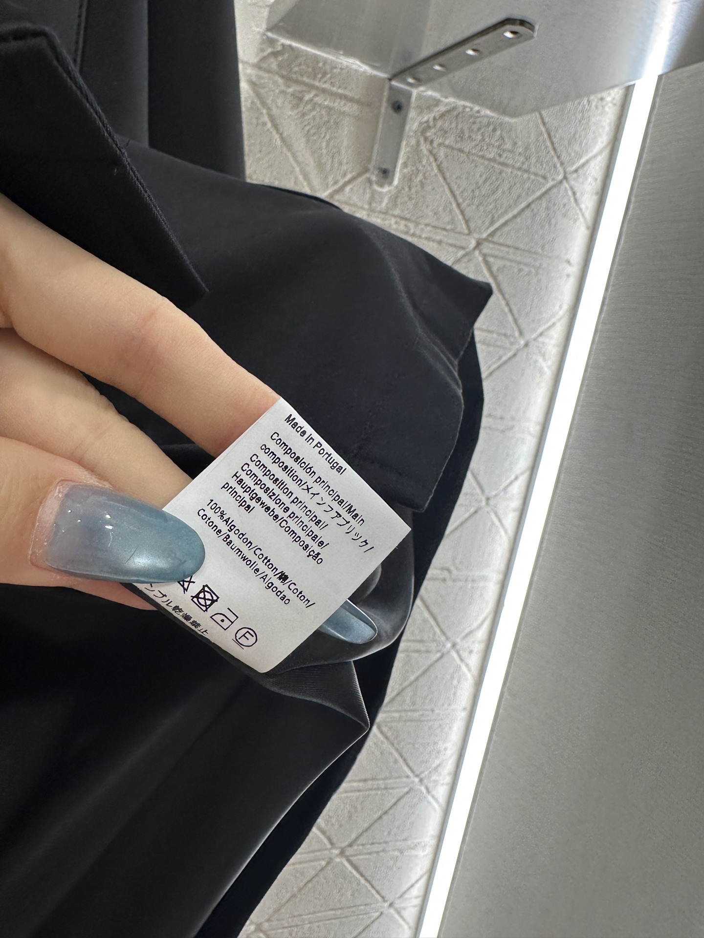 ♥Loew*♥2025新品上架 皮牌口袋外套定制YB斜纹全棉材质，质感高级，穿搭有型，正肩翻领外套，麂皮