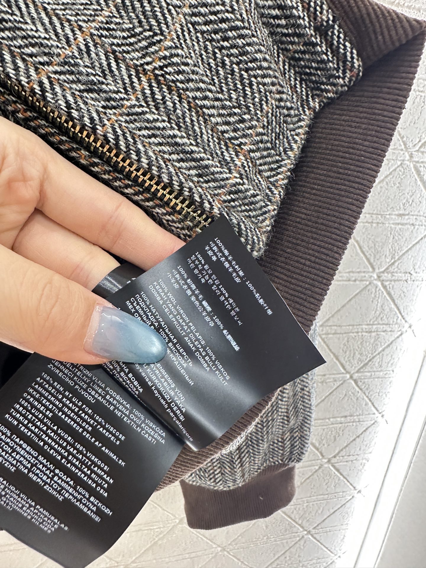 ♥Miumi*♥2025新品上架 可拆卸毛领外套定制YB百分百羊毛呢材质，工艺处理，呈现磨毛视觉体验，整