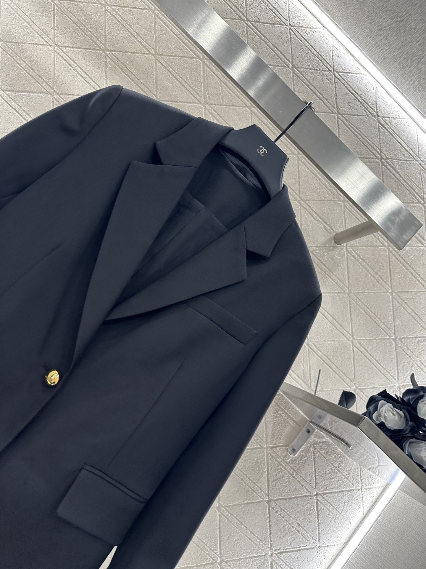 ♥Dio*♥2025新品上架 正肩廓形西装外套定制YB进口材质，质感光泽，垂感更强，翻领正肩西装版型，通