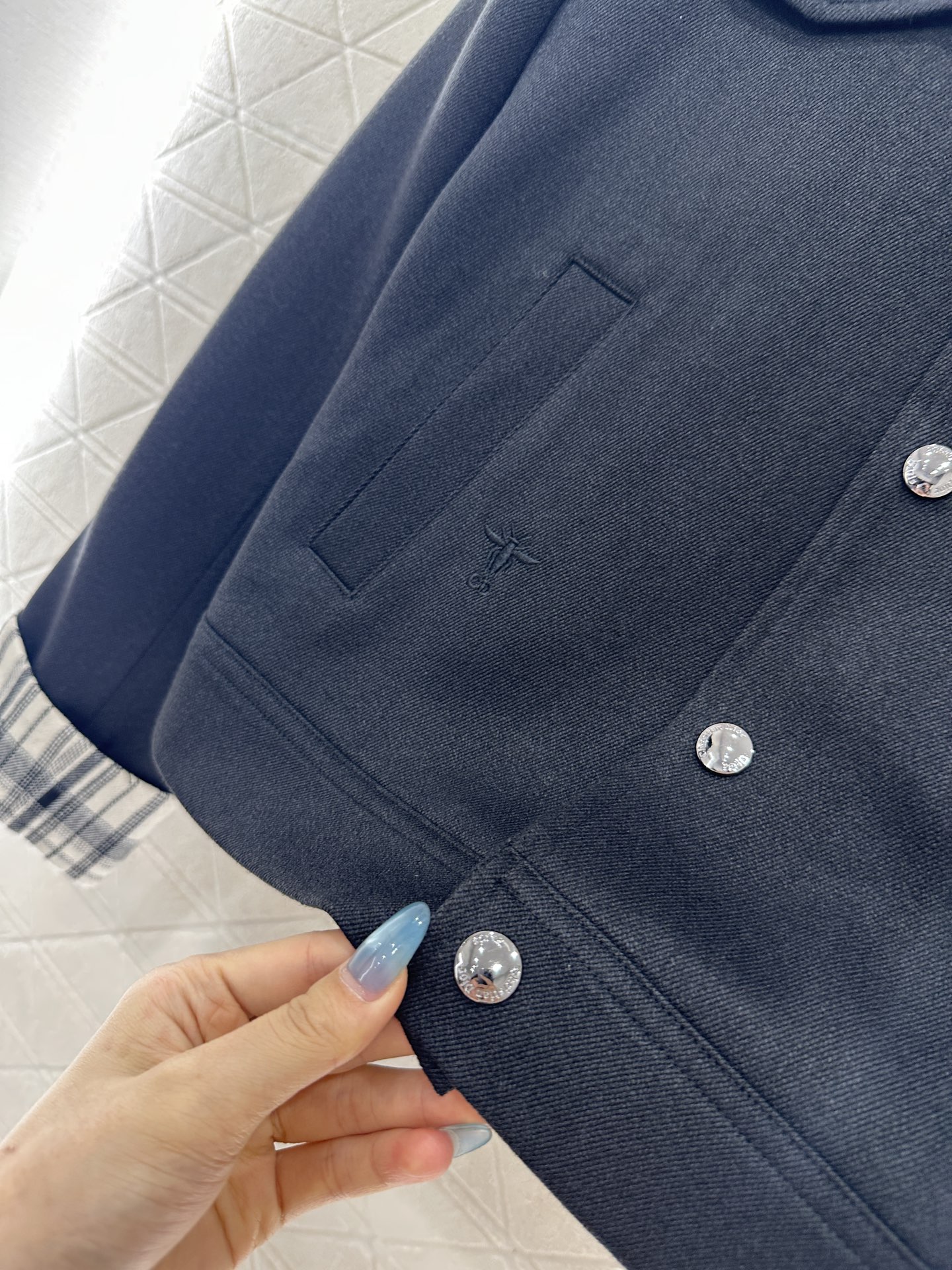 ♥Dio*♥2025新品上架 格纹翻领夹克外套定制YB进口羊毛材质，质感高级，穿搭有型，正肩翻领外套，领