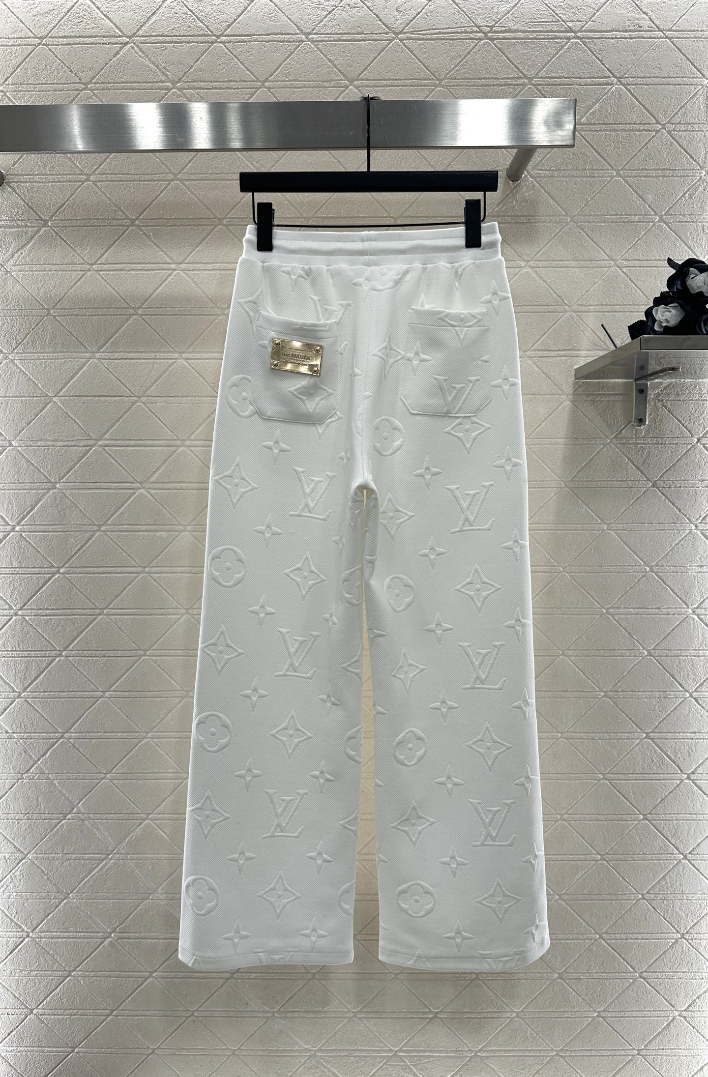 ♥Louis vuitto*♥2025新品上架 压花连帽外套长裤套装定制YB进口压花材质，质感光泽，舒适