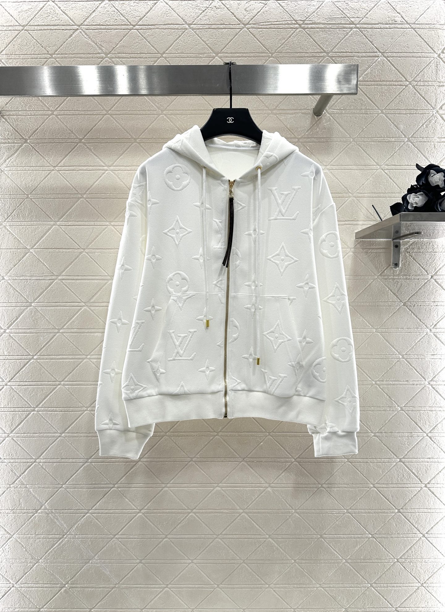 ♥Louis vuitto*♥2025新品上架 压花连帽外套长裤套装定制YB进口压花材质，质感光泽，舒适