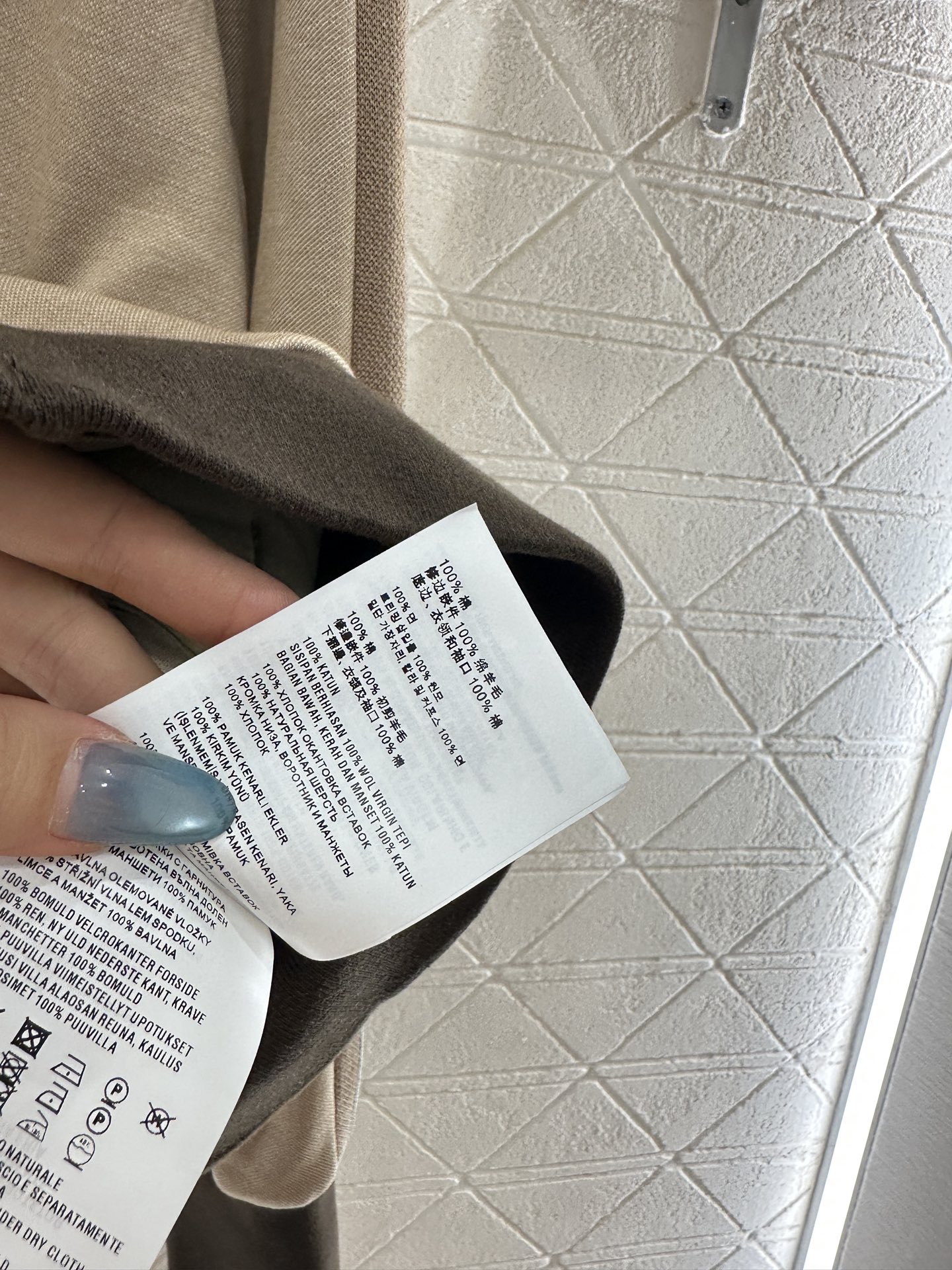 ♥Miumi*♥2025新品上架 撞色外套短裤套装定制YB斜纹全棉材质，质感细腻，垂顺舒适，立领外套短裤