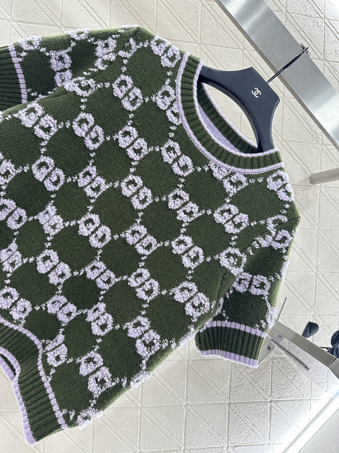 ♥Gucc*♥2025新品上架 圆领提花针织短袖定制YB羊毛纱线织造，质感上乘，穿搭舒适，圆领针织短袖版