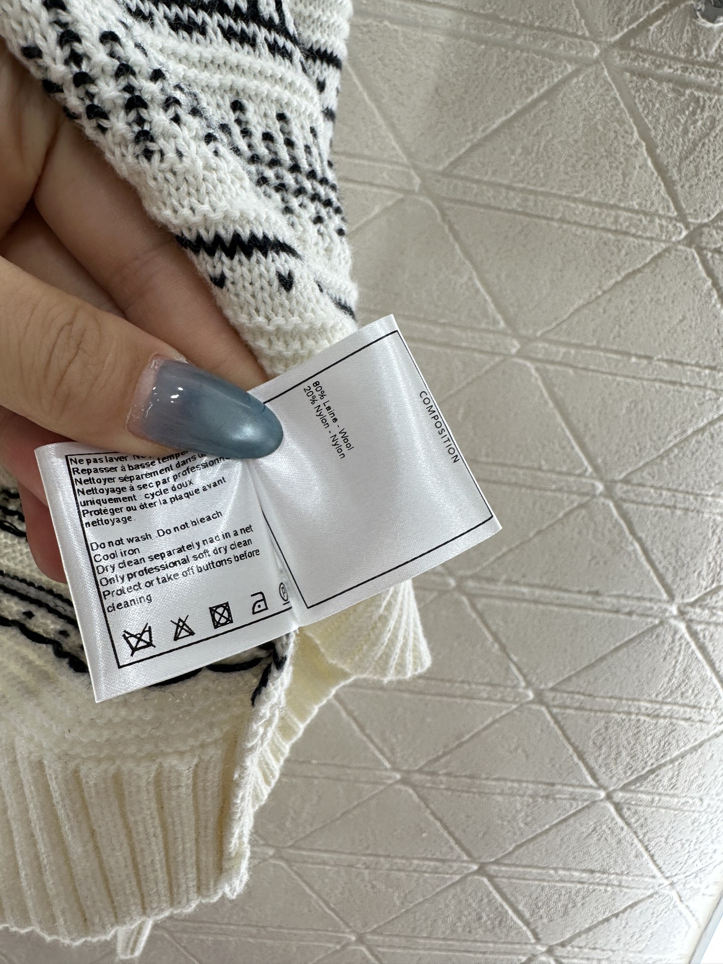 ♥Chane*♥2025新品上架 条纹针织上衣定制YB羊毛纱线织造，质感高级舒适，套头针织毛衣剪裁，通体