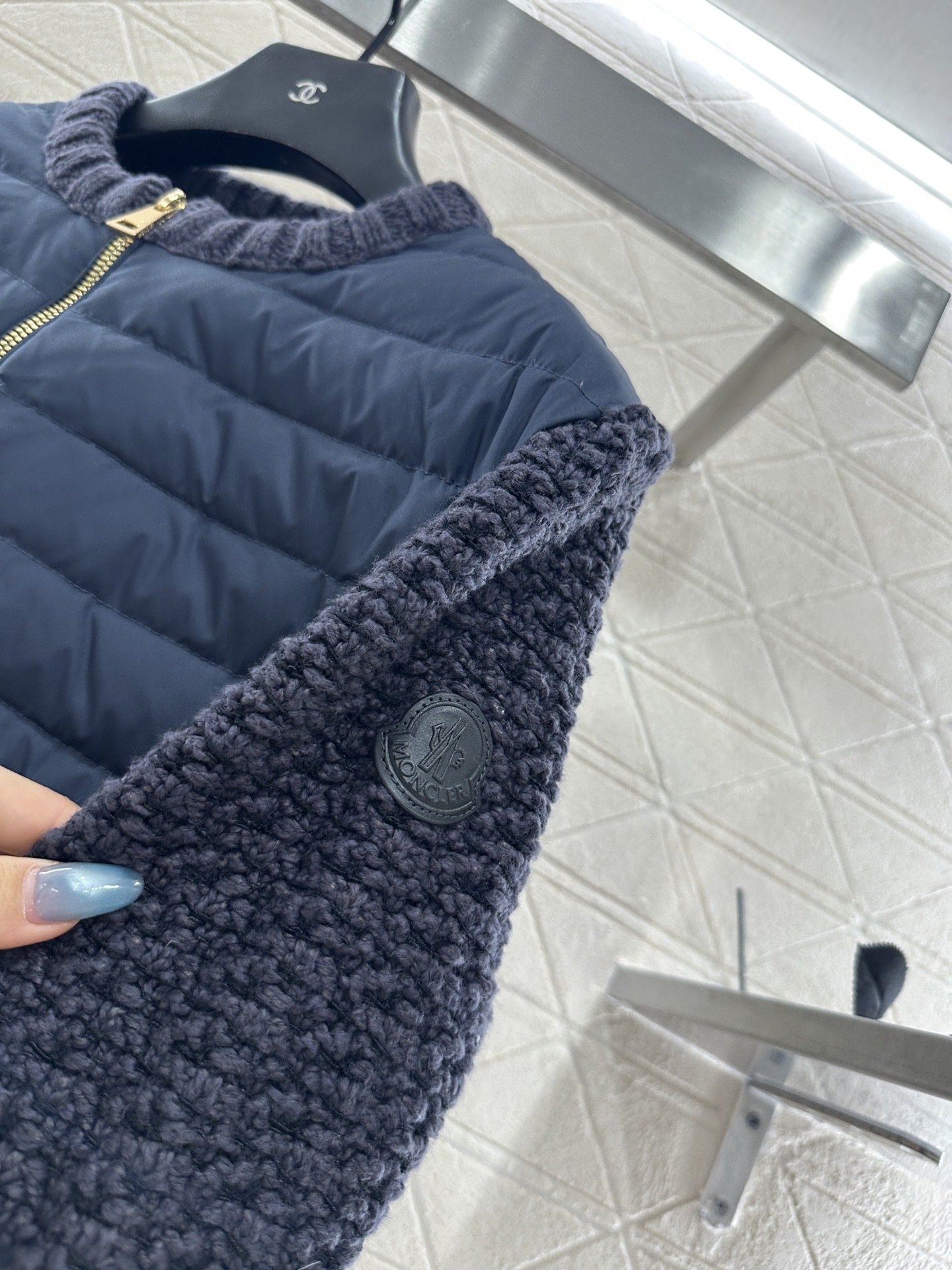 ♥Moncle*♥2025新品上架 针织拼接拉链羽绒服定制YB精梳针织棉➕羊毛材质,其工艺还原,升级材质