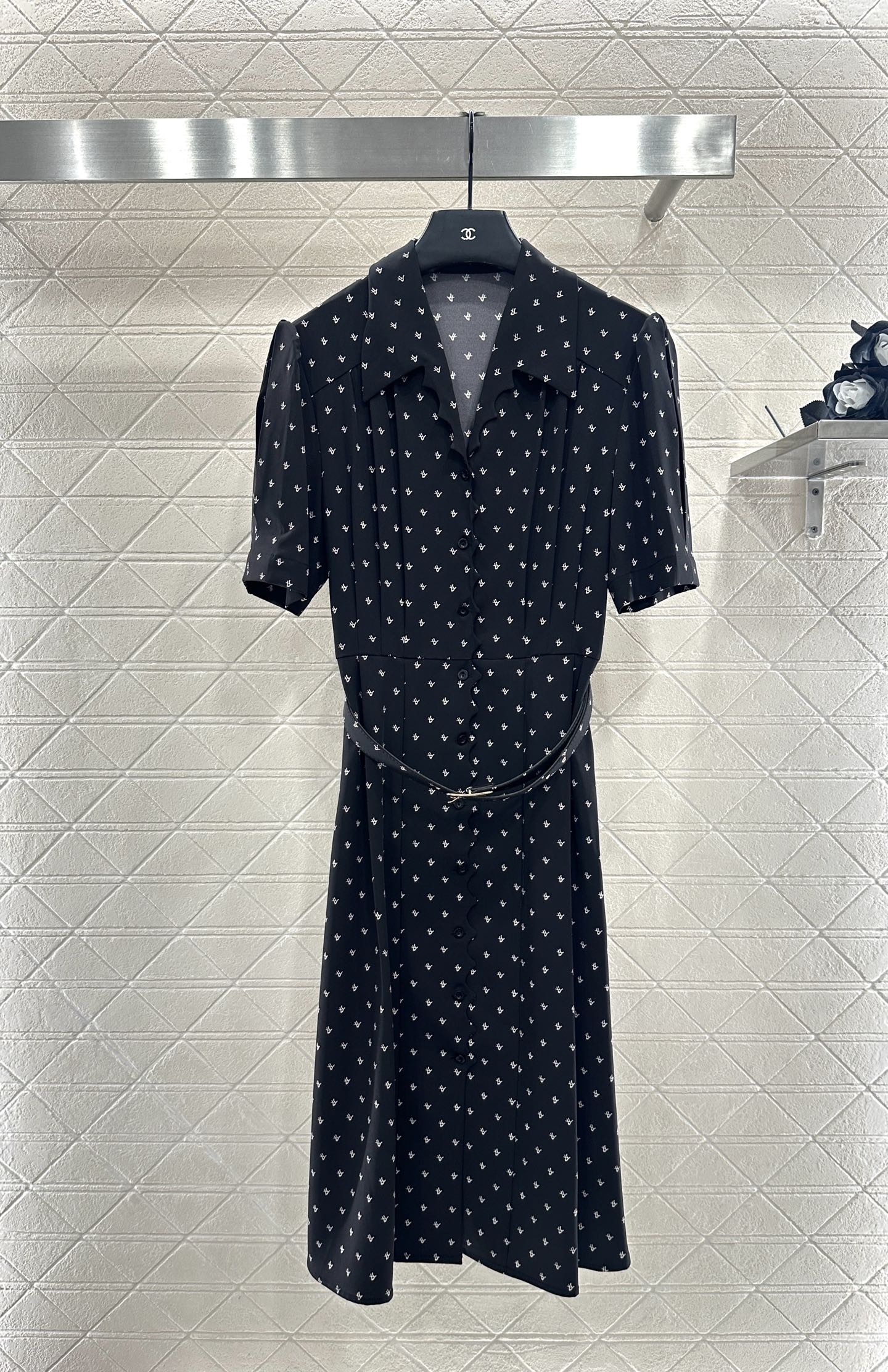 ♥Louis vuitto*♥2025新品上架 印花公主袖腰带连衣裙定制YB进口斜纹稠材质，质感光泽，垂