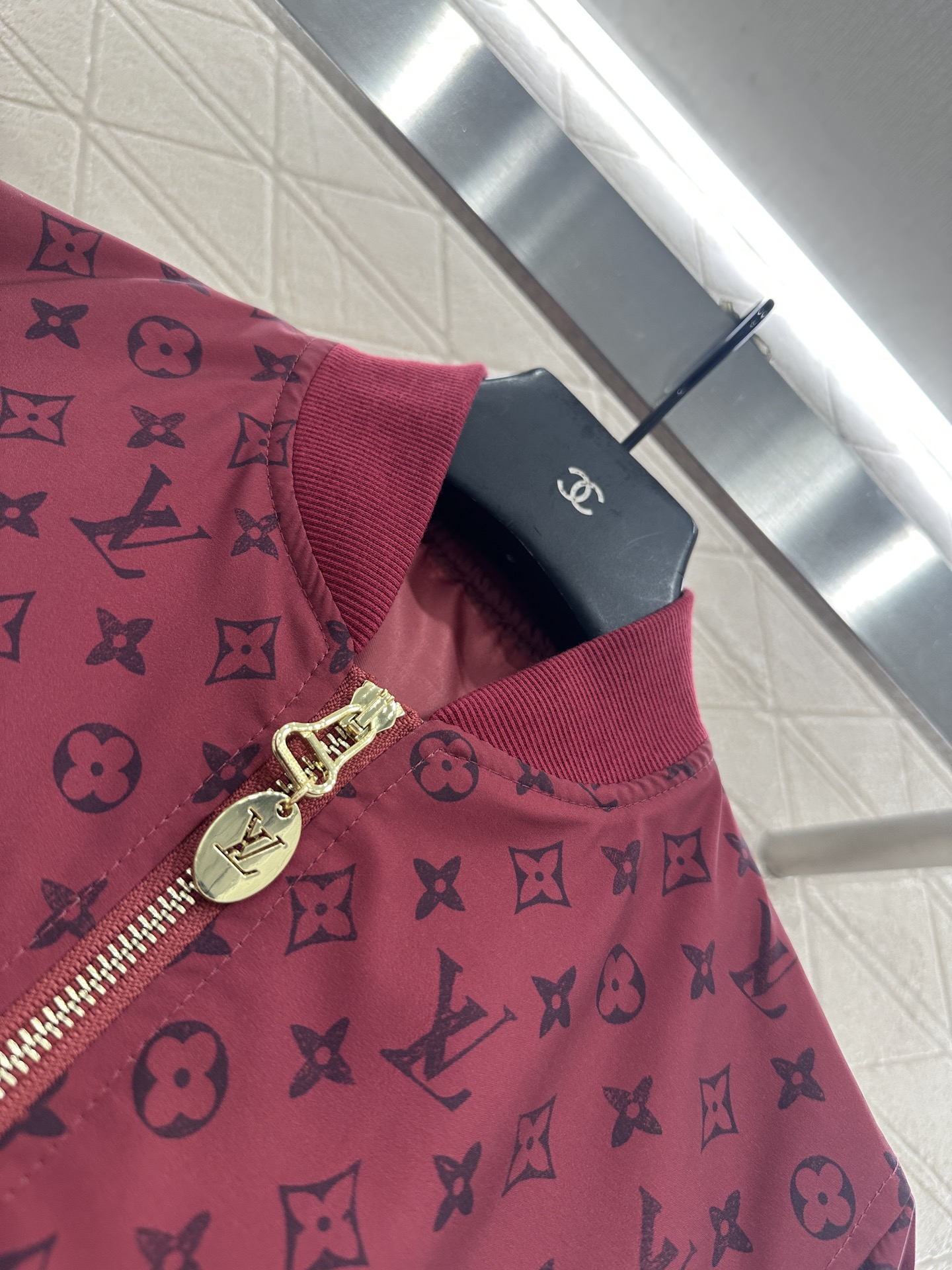 ♥Louis Vuttn*♥2025新品上架 棒球夹克外套定制YB进口防水尼龙材质，质感高级，挺括有型，