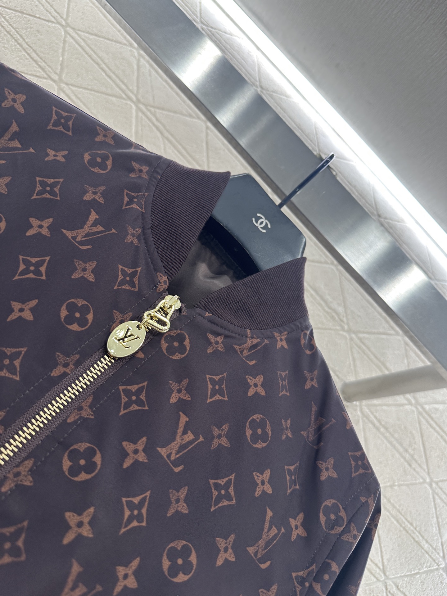 ♥Louis Vuttn*♥2025新品上架 棒球夹克外套定制YB进口防水尼龙材质，质感高级，挺括有型，